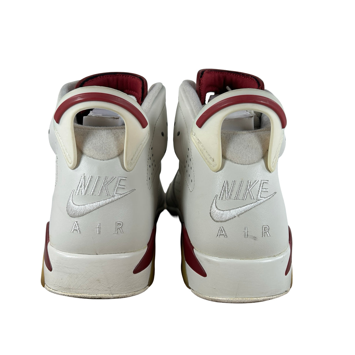 384664 116 Jordan 6 Maroon [USED] - 8.5 M (Used)