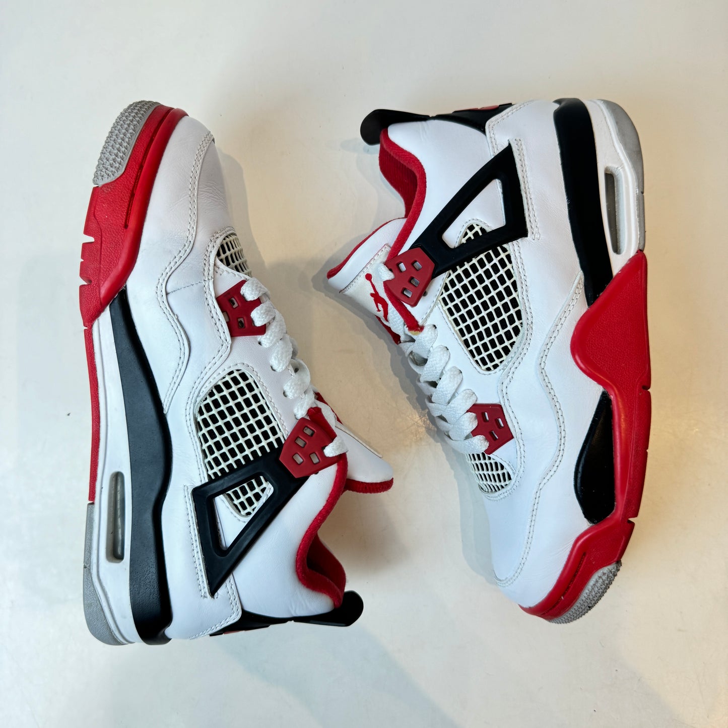 408452 160 Jordan 4 Retro Fire Red (2020) (GS) [USED] - 5 Y (Used) (No Box)