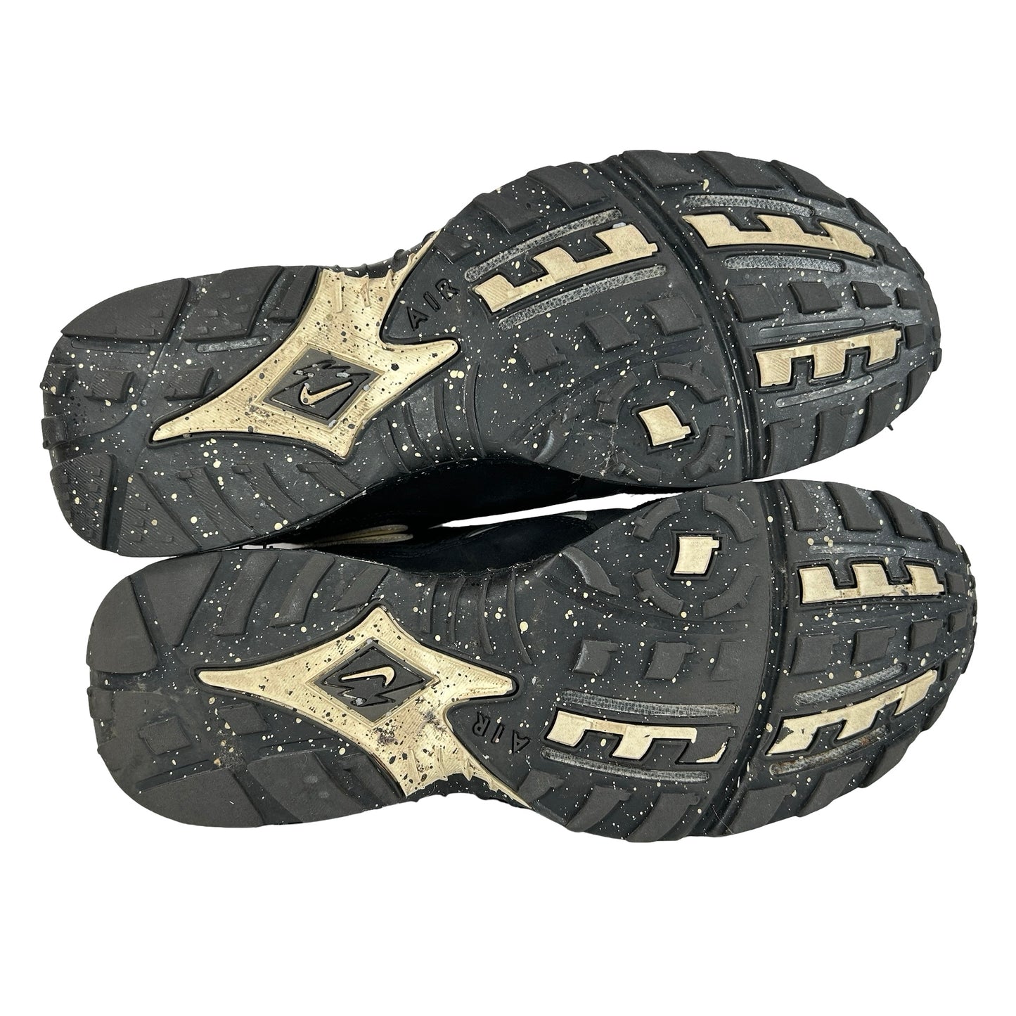 FN7546 002 Nike Air Terra Humara Undefeated Black [USED] - 11 M (Used)