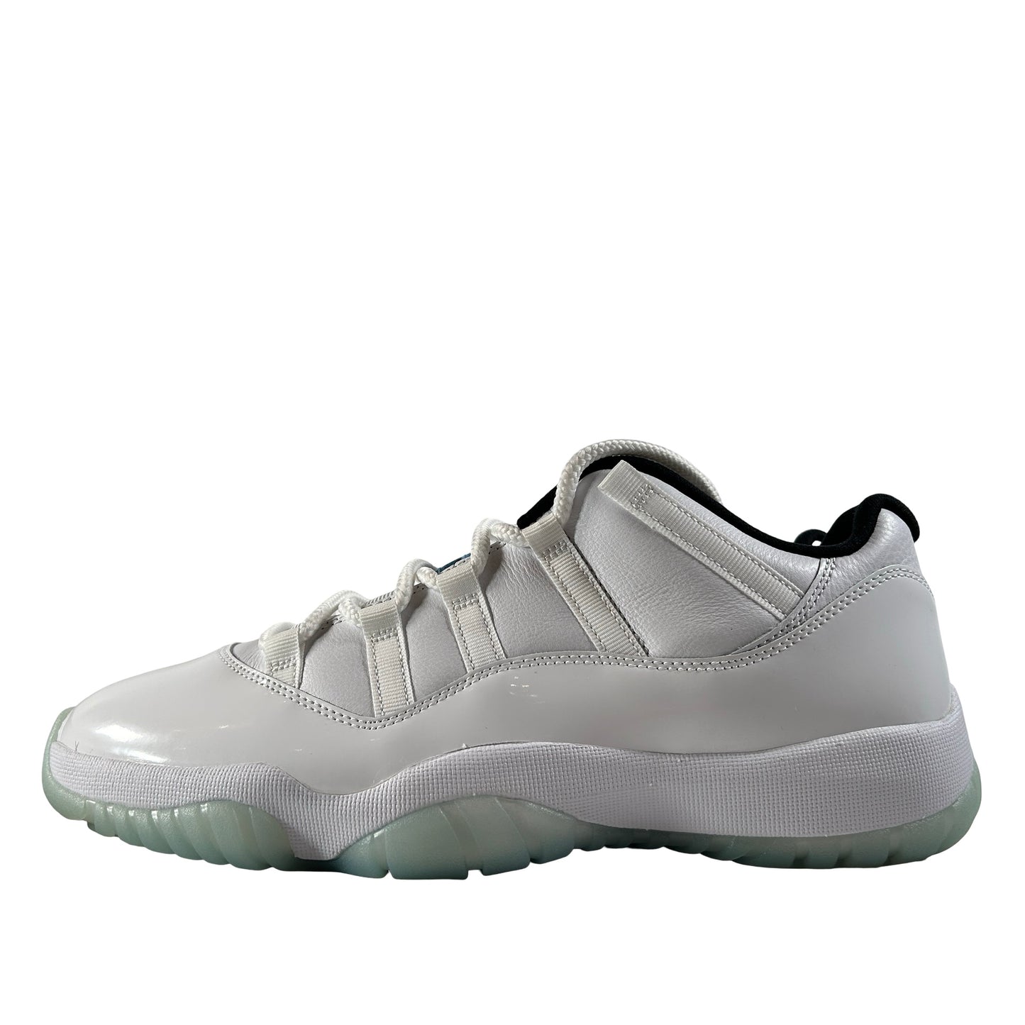 AV2187 117 Jordan 11 Low Legend Blue [CONDITIONAL] - 10 M (Yellowing)