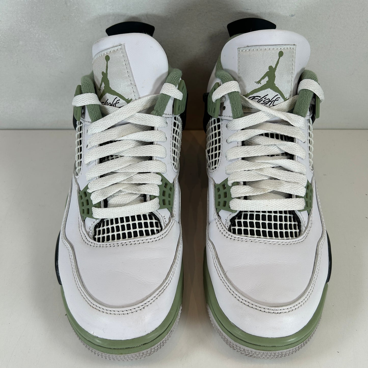 AQ9129 103 Jordan 4 Retro Seafoam (W) [USED] - 6 W (Used)