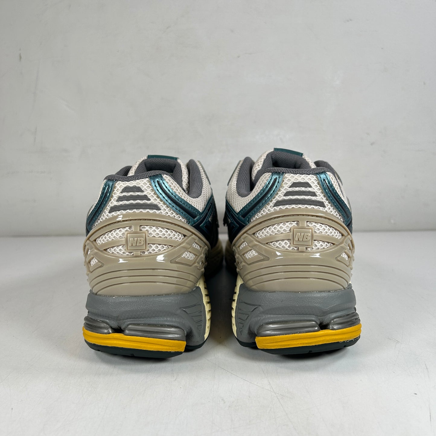 M1906RRC New Balance 1906R Metallic Teal New Spruce [USED] - 11.5M (VNDS)