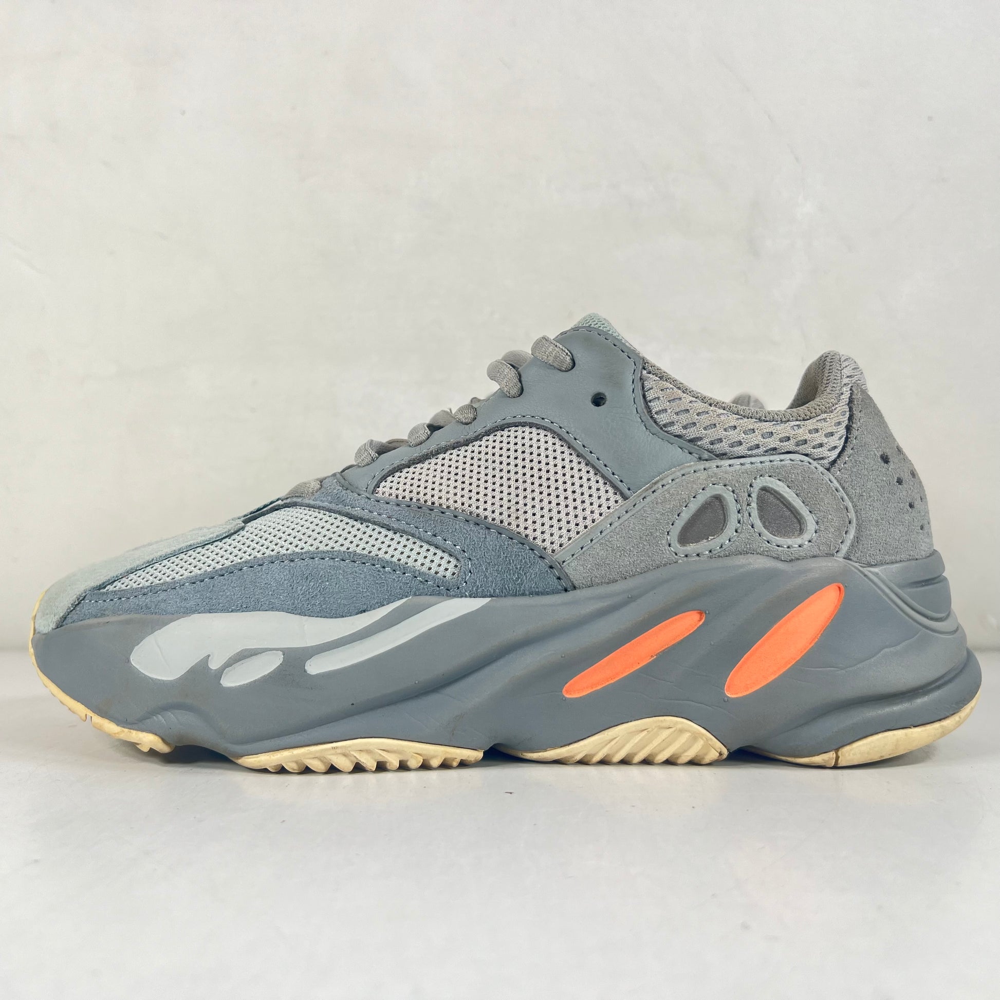 yeezy boost 700 inertia box adidas (No Box) The shoes signature chunky midsole is equipped with full Adidas Yeezy 700 Inertia Box