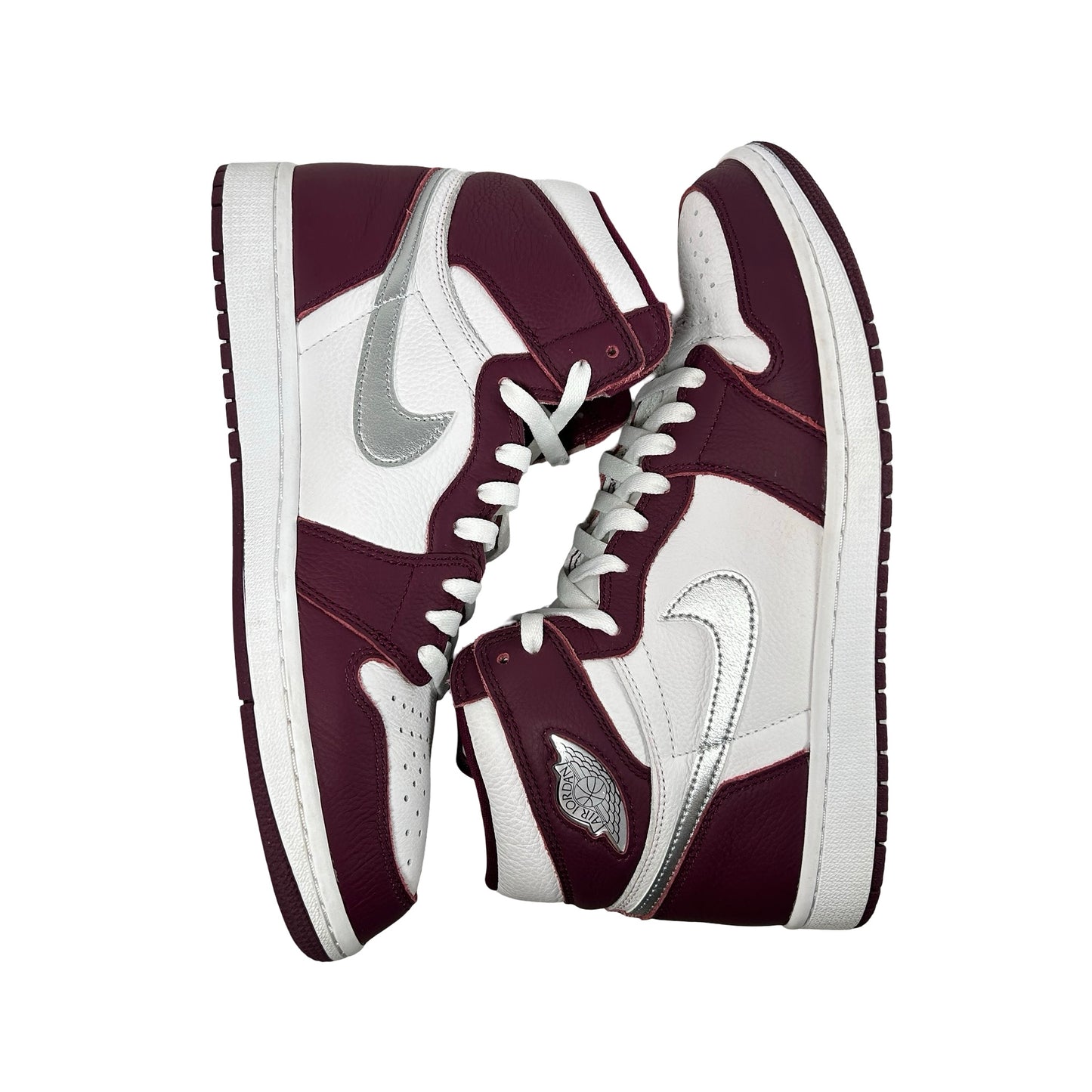 555088 611 Jordan 1 Retro High OG Burdeos 11 DS