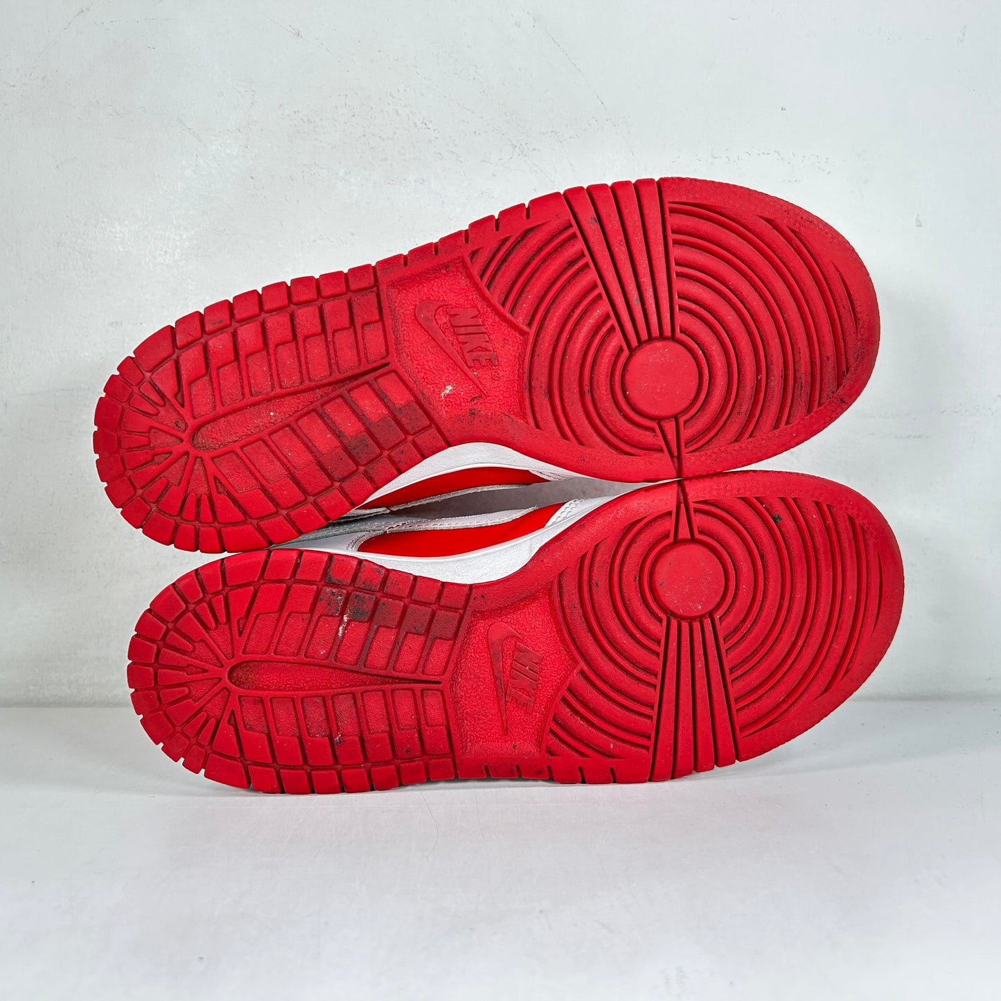 CW1590 600 Nike Dunk Low Championship Red (2021) (GS) [USED] - 5.5 Y (Used) (No Box)