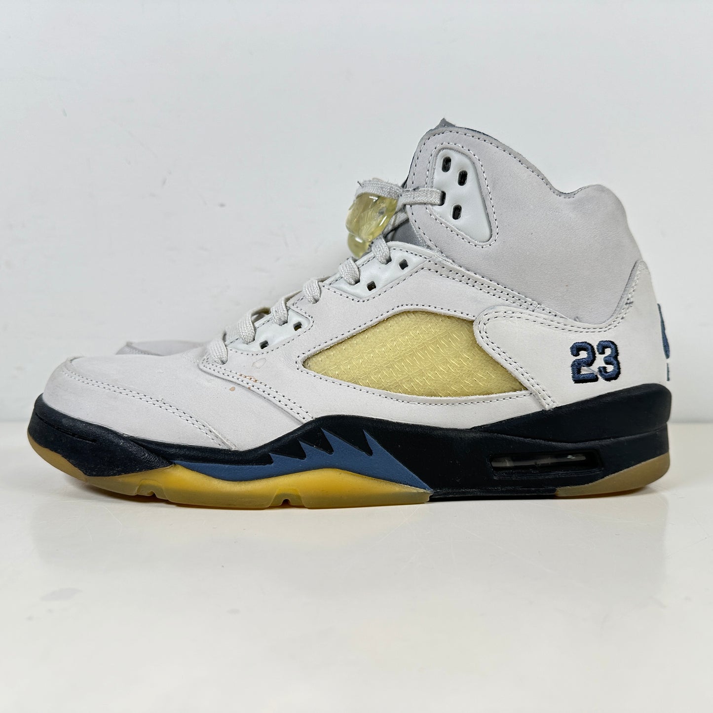 FZ5758 004 Jordan 5 Retro A Ma Maniere Dawn (Women's) [USED] - 11.5 W (Used2)