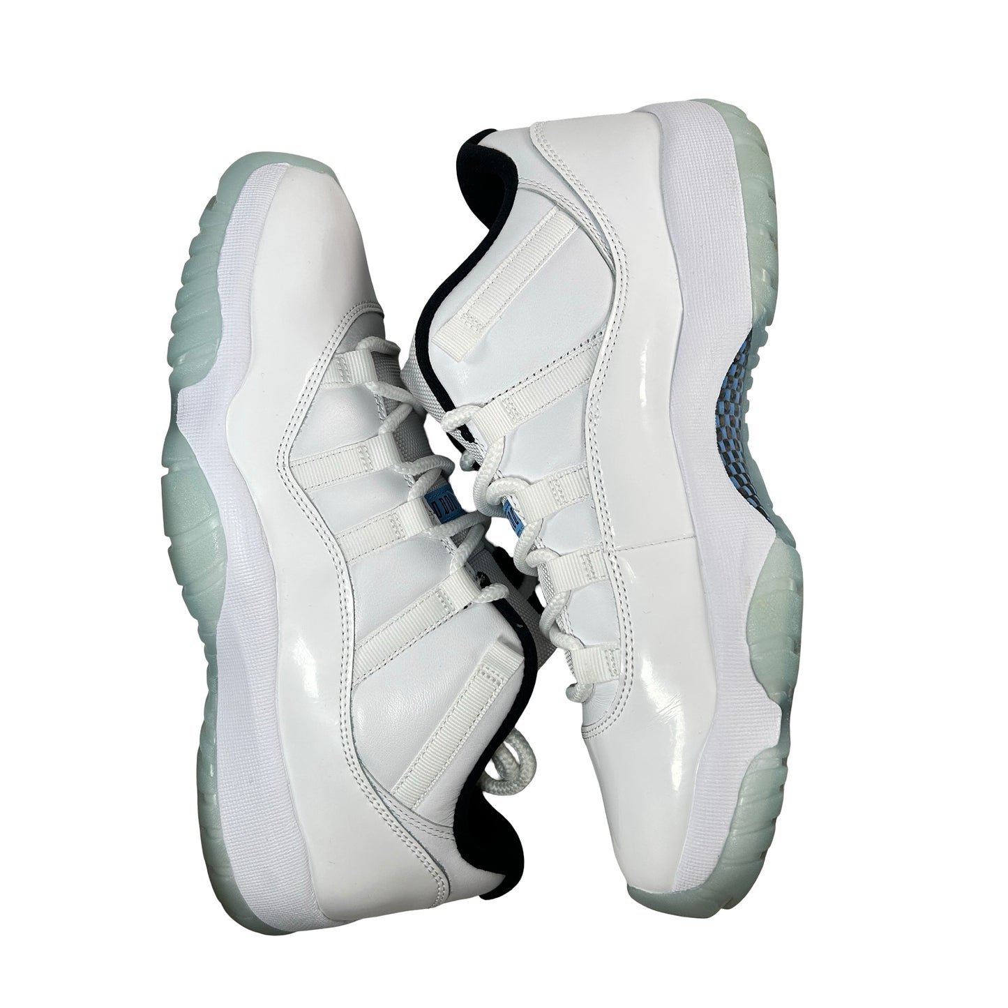 AV2187 117 Jordan 11 Bajo Leyenda Azul