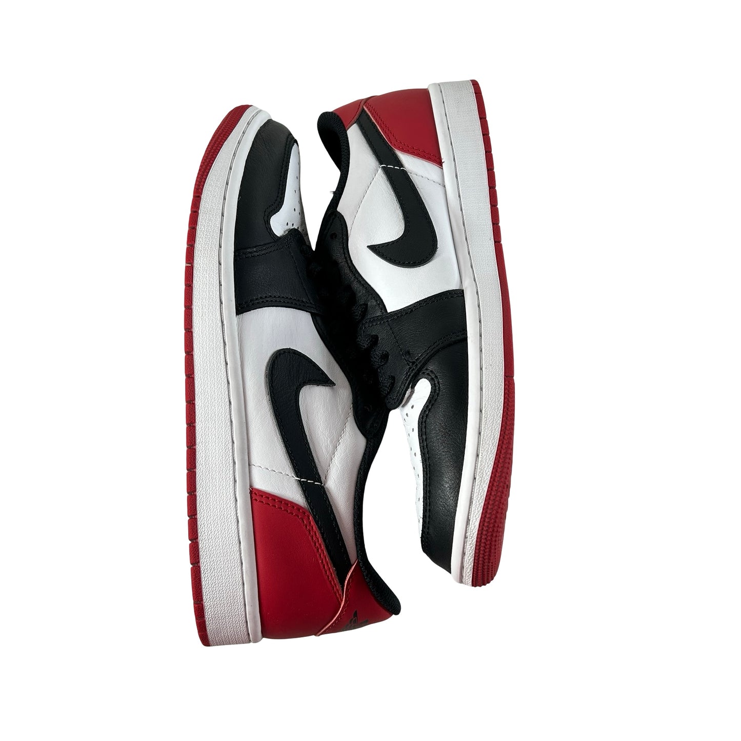 CZ0790 106  Jordan 1 Retro Low OG Black Toe (2023) [USED] - 10 M (Used) (No Box2)