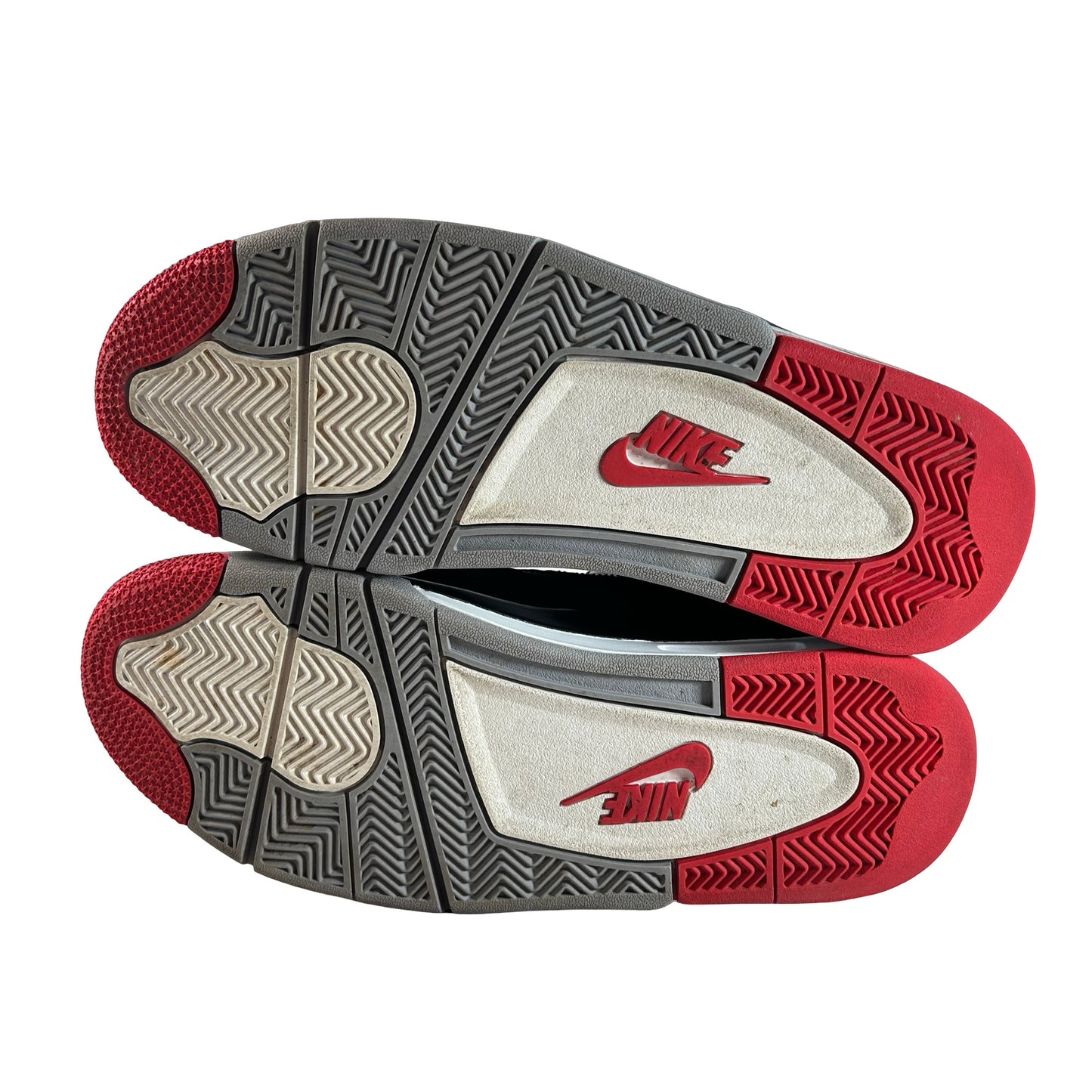 308497 060 Jordan 4 Bred (2019) [USED] - 9 M (Used11)