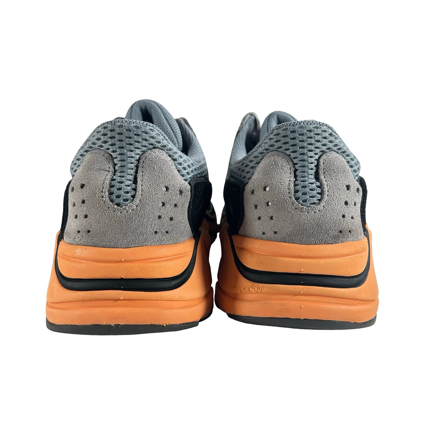 GW0296 Yeezy 700 Wash Orange [USED] - 8.5 M (Used)