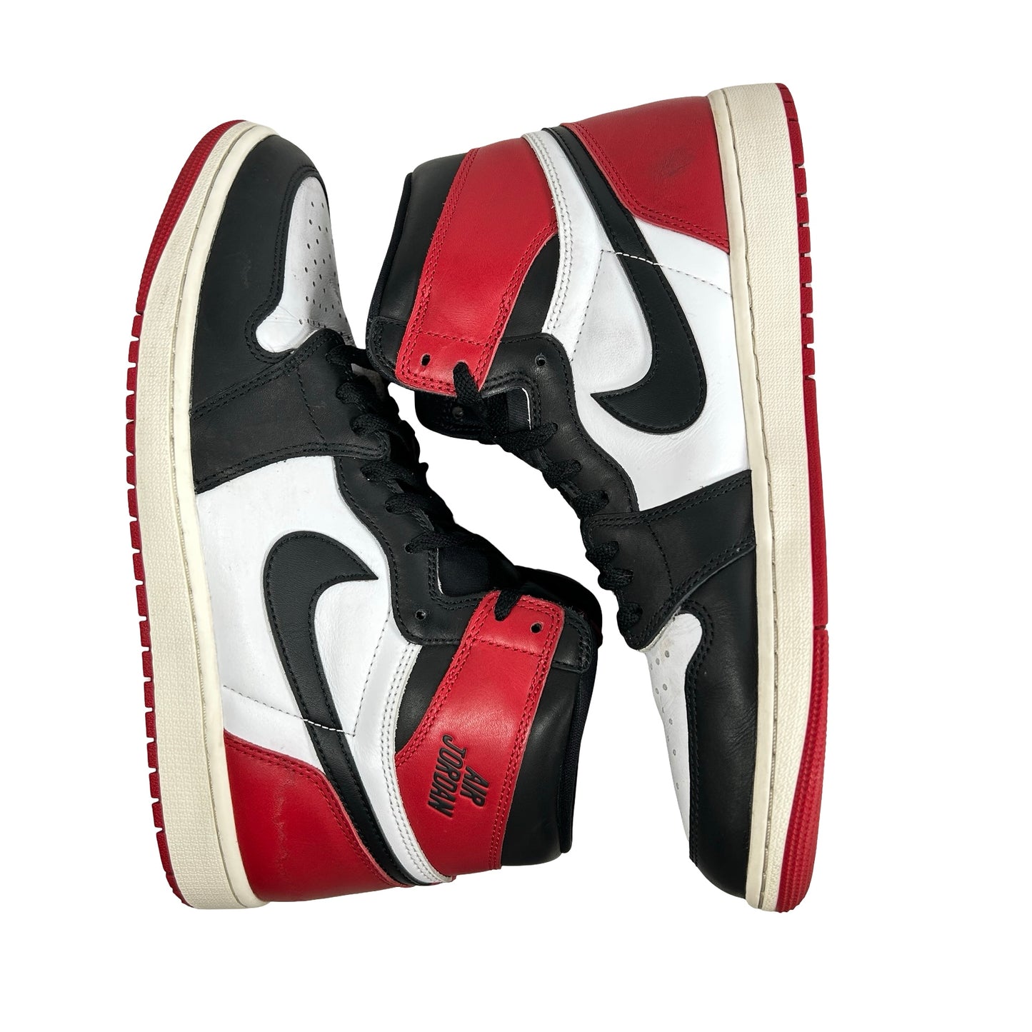 DZ5485 106 Jordan 1 Retro High OG Black Toe Reimagined [USED] - 12 M (Used3)