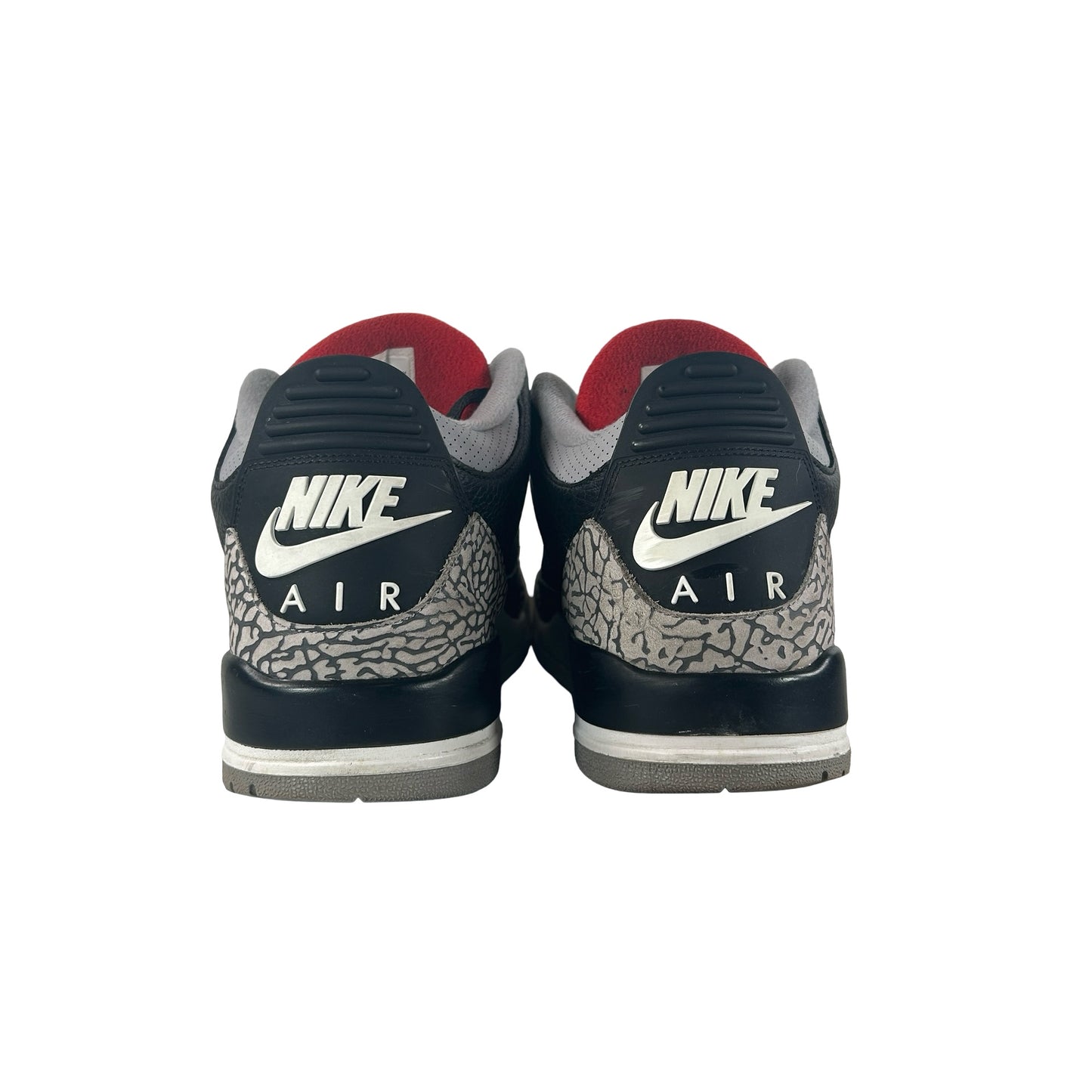 854262 001 Jordan 3 Black Cement 2018 [USED] - 13 M (Used4)