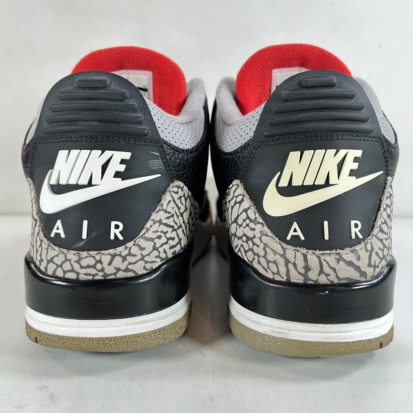 854262 001 Jordan 3 Black Cement 2018 [USED] - 12 M (Used)