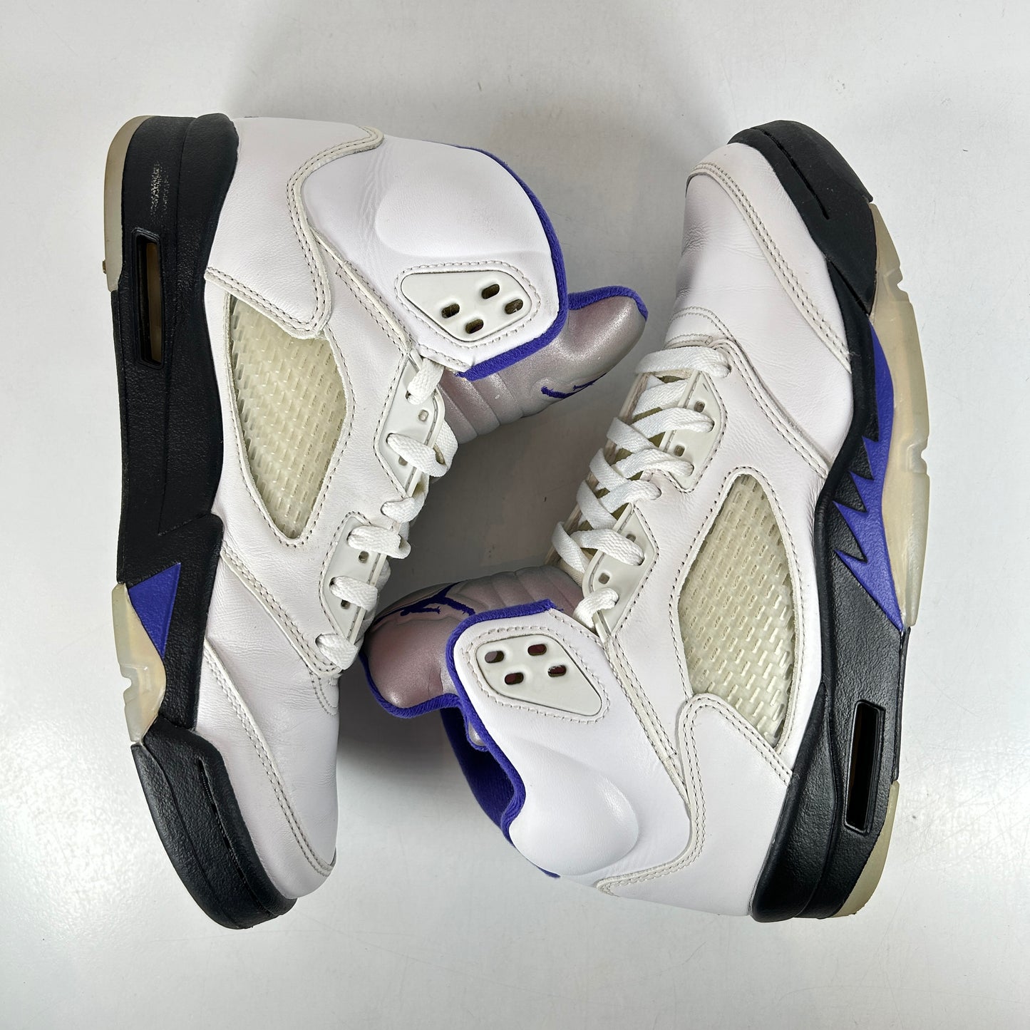 DD0587 141 Jordan 5 Retro Dark Concord [USED] - 7.5 M (Used)