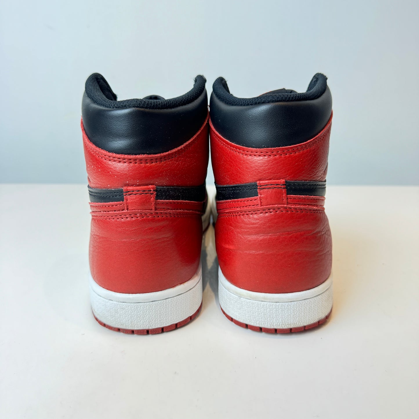 555088 001 Jordan 1 Retro High Bred Banned (2016) [USED] - 10 M (Used)