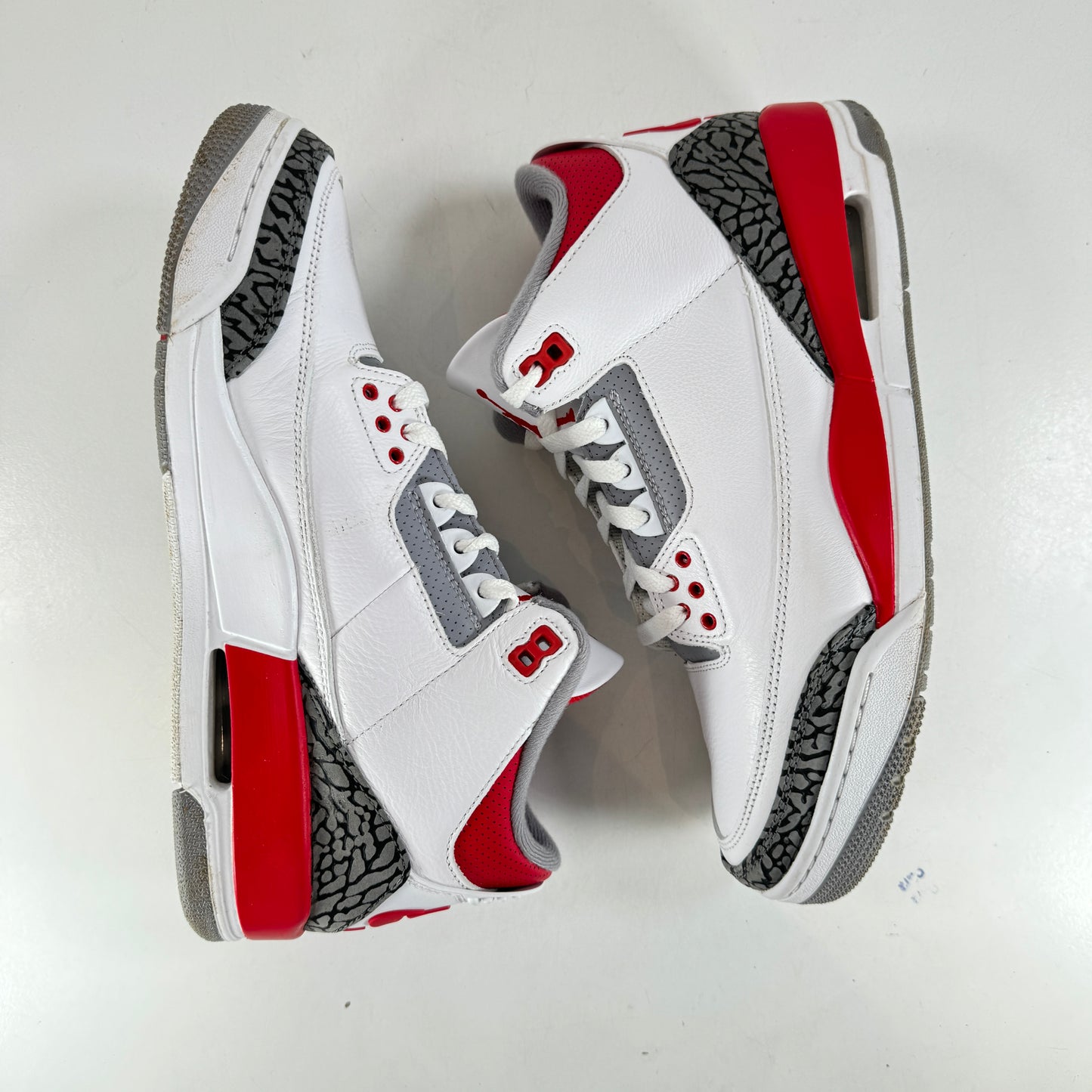 DN3707 160 Jordan 3 Retro Rojo fuego (2022)
