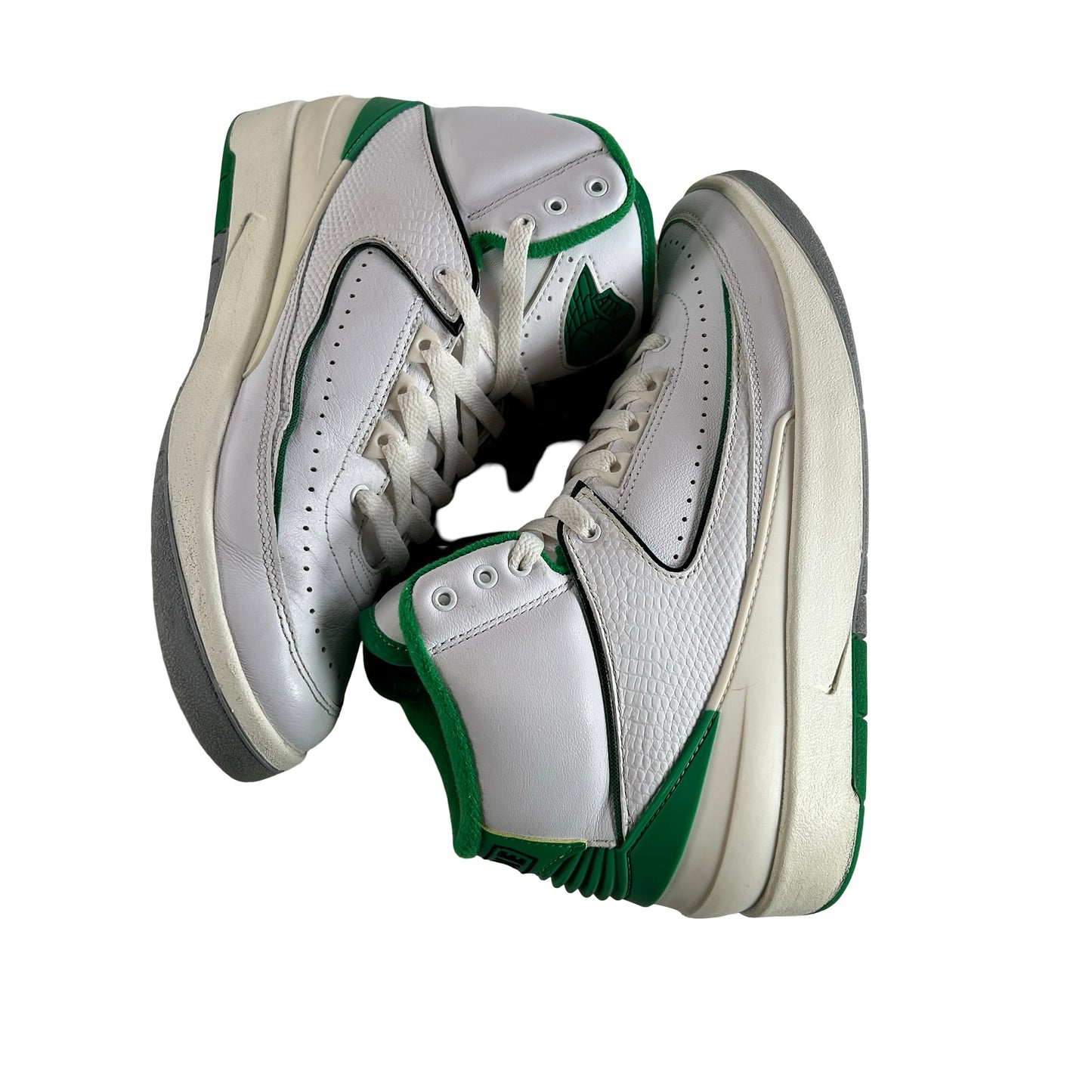 DR8884 103 Jordan 2 Retro Lucky Green - 7.5 M (Used)
