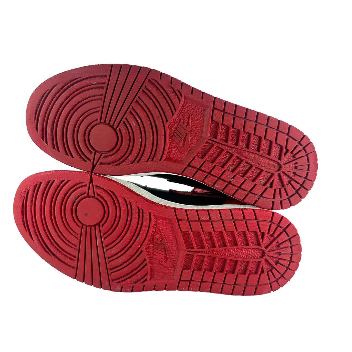 555088 023 Jordan 1 Retro Bred (2013) [USED] - 9 M (Used)
