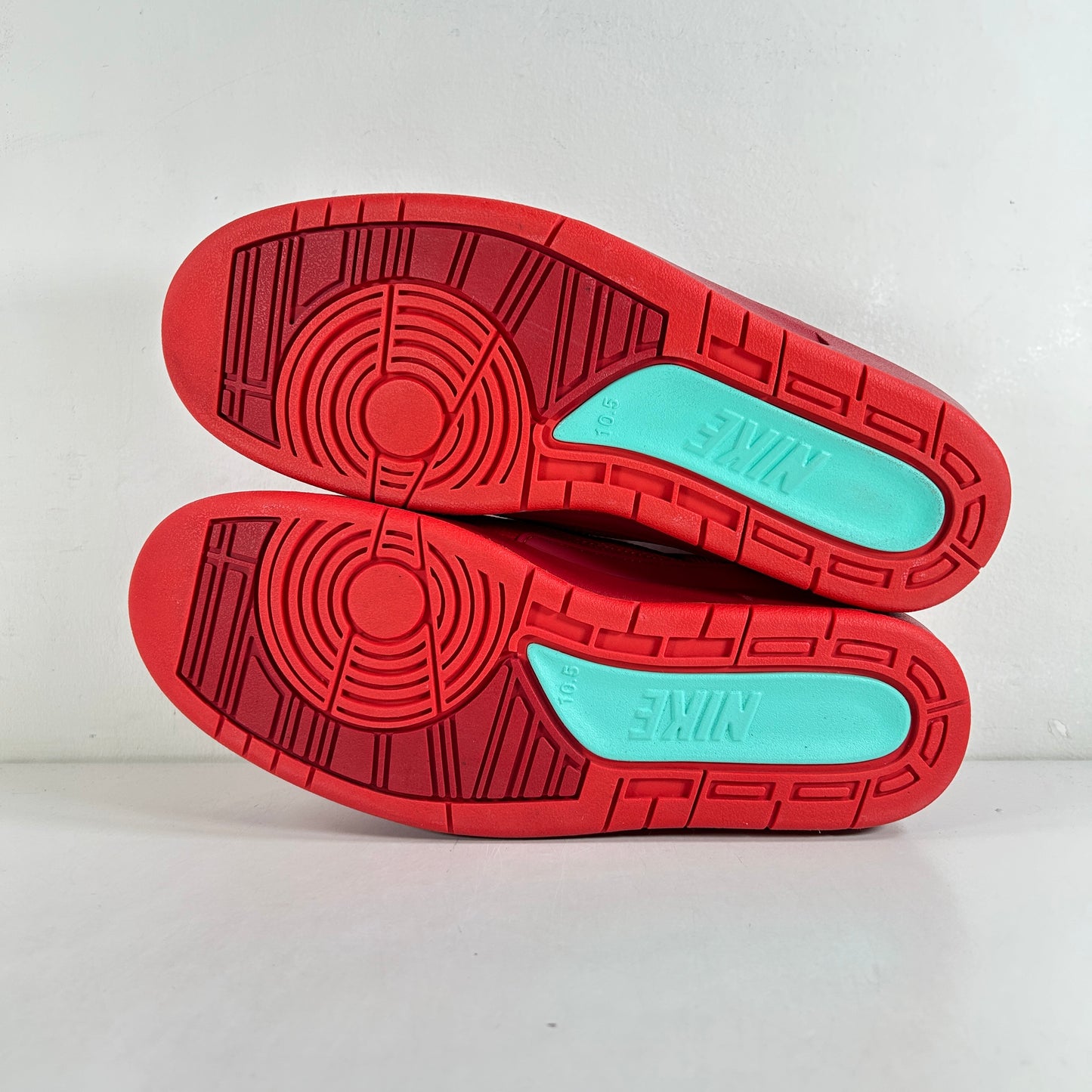 832819 606 Jordan 2 Retro Low Gym Red [USED] - 10.5 M (VNDS) (Replace Box)