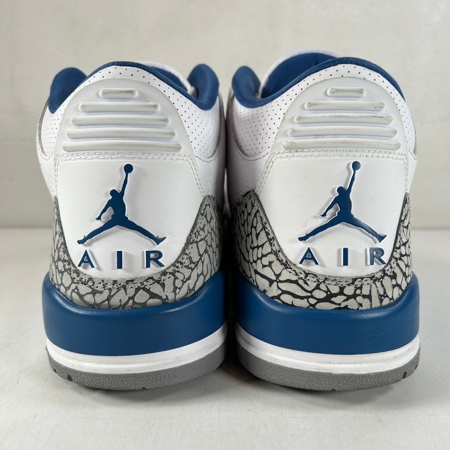 CT8532 148 Jordan 3 Retro Wizards [USED] - 11 M (Used6)