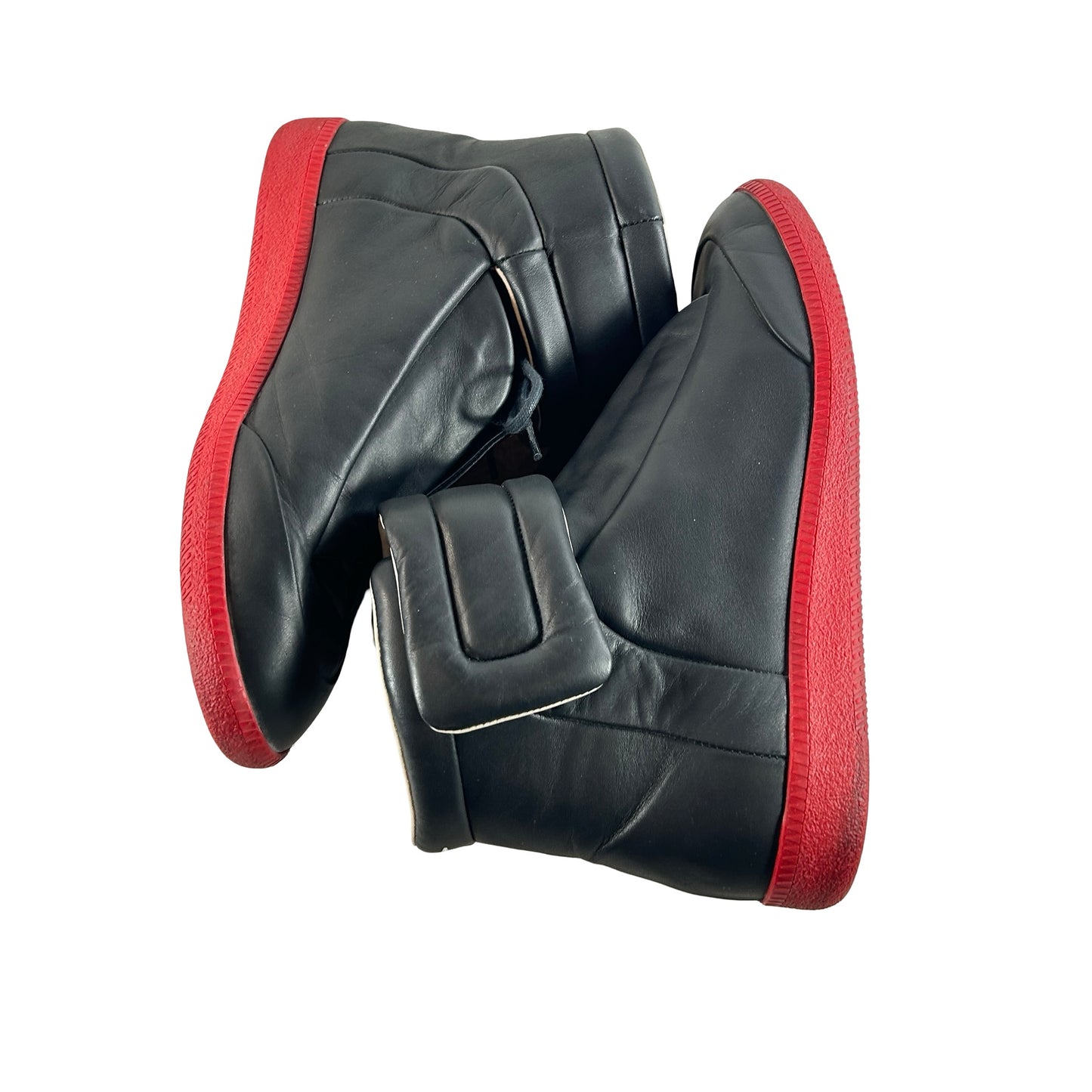 S57WS0095 SX8966 962 Maison Margiela 22 Future High Top Black Red [USED] - 42 EU / 10 US M (Used)