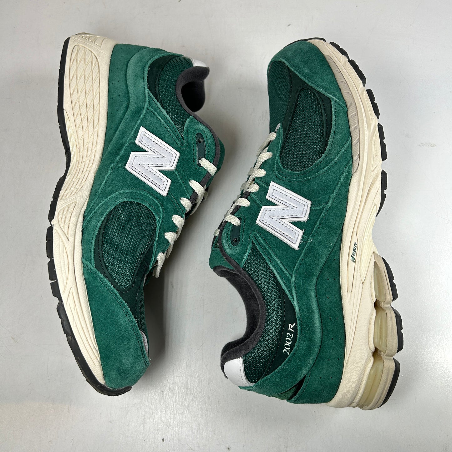 M2002RHB New Balance 2002R Nightwatch Green [USED] - 10.5 M (Used)