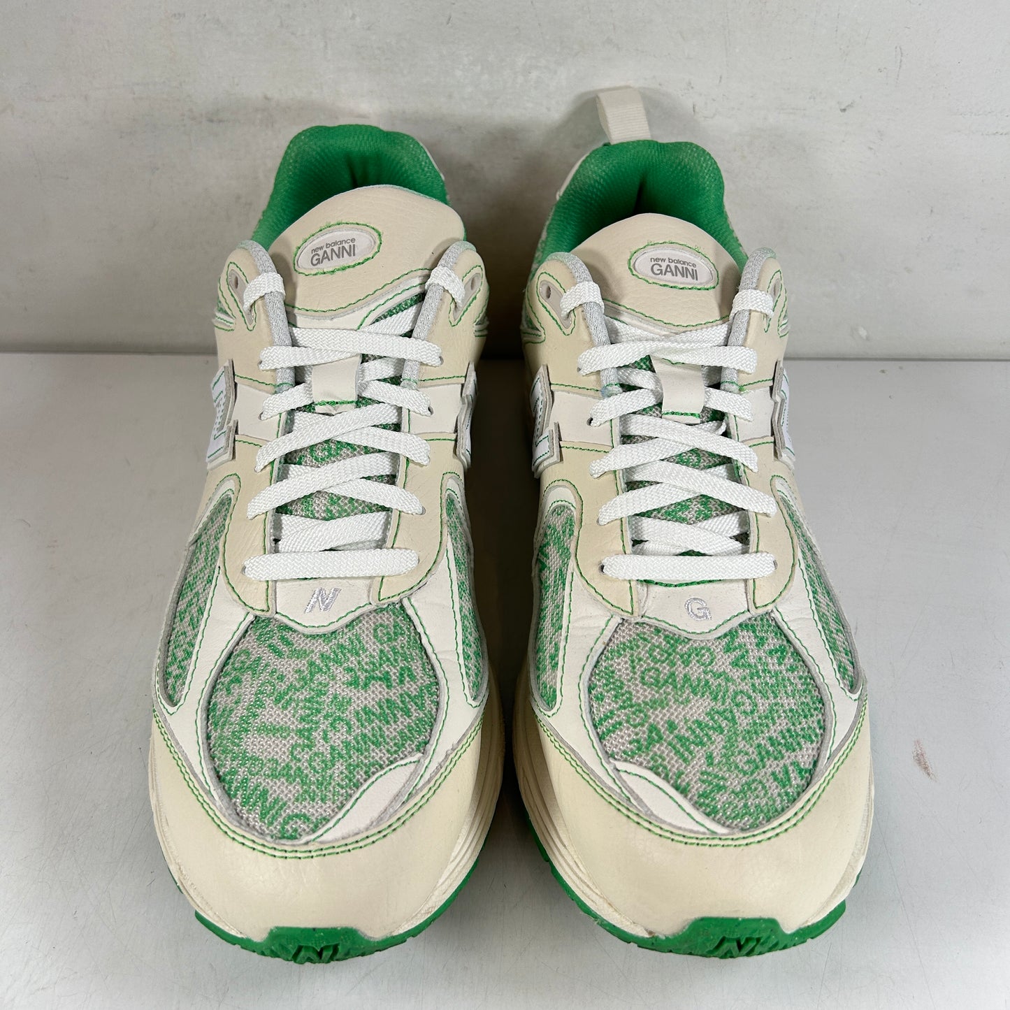 M2002RGC New Balance 2002R GANNI Turtledove [USED] - 10.5 M (Used)