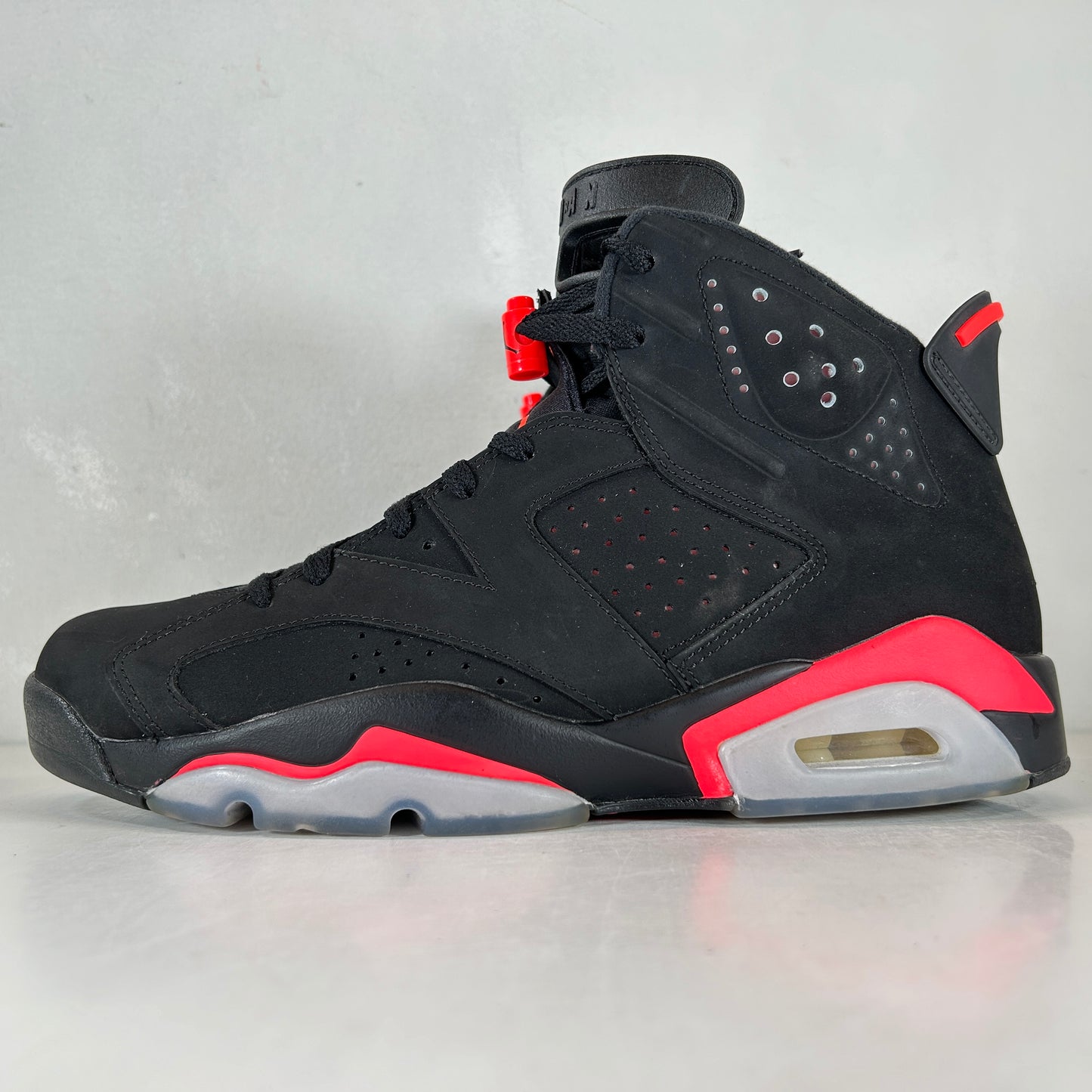384664 023 Jordan 6 Retro Infrared Black (2014) - 9.5 M (Used)