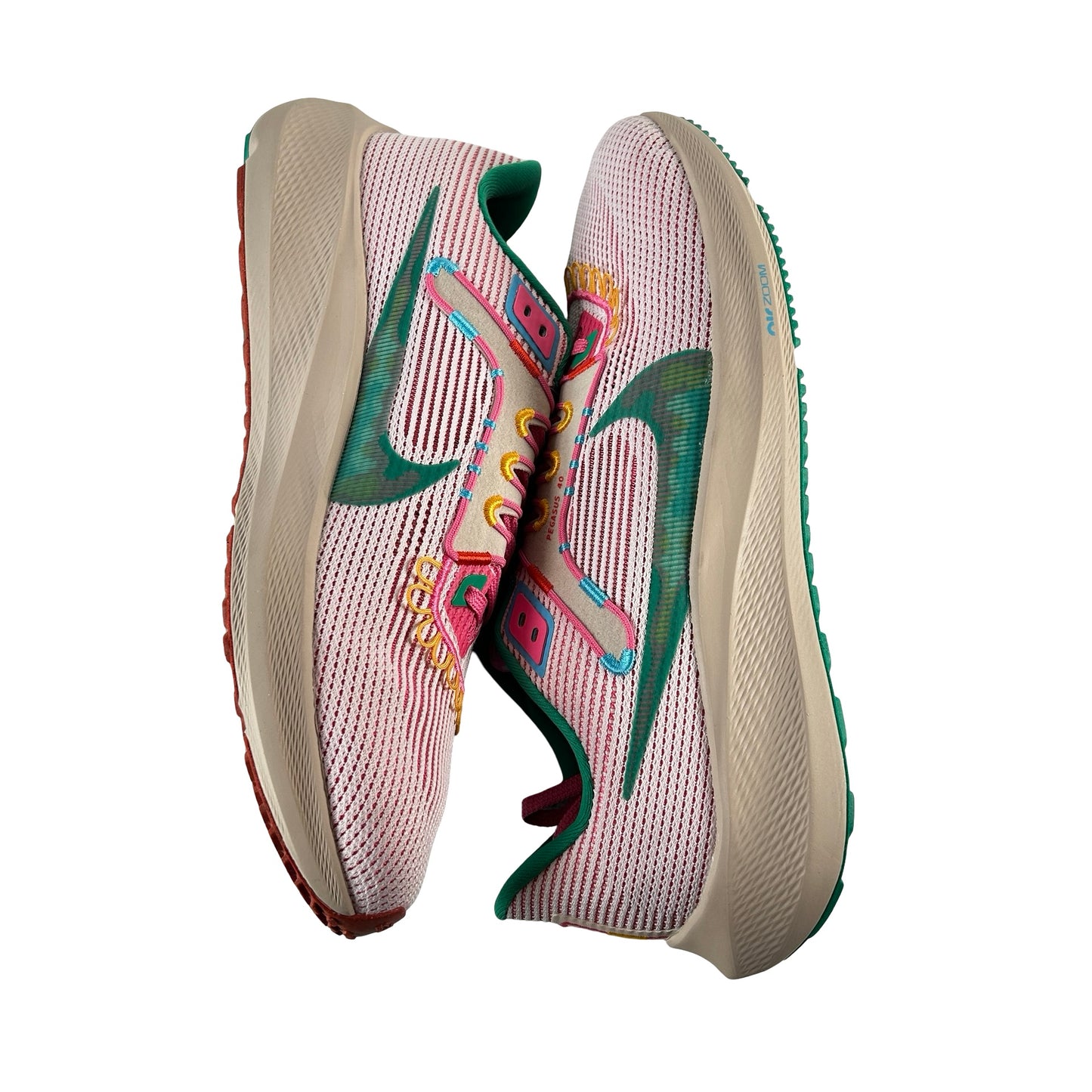 FN0599 100 Nike Air Zoom Pegasus 40 Familia [USED] - 11 M (VNDS) (No Box)