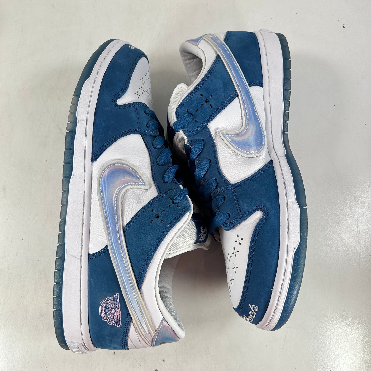 FN7819 400 Nike SB Dunk Low Born X Raised One Block At A Time [USED] - 13 M (Used)