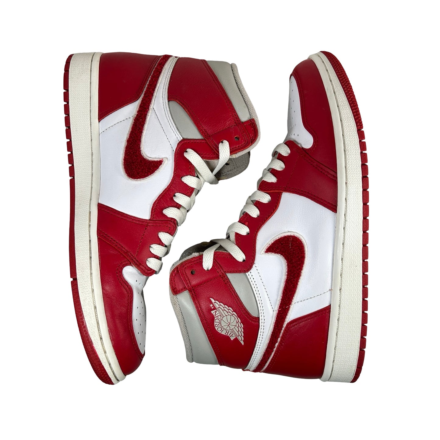 DJ4891 061 Jordan 1 Retro High OG Varsity Red (W) [USED] - 9.5 W (Used)