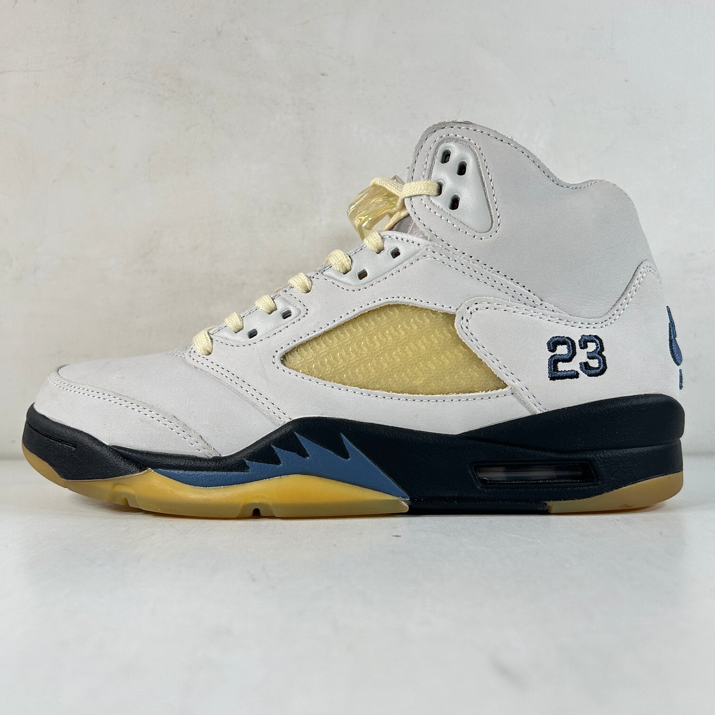 FZ5758 004 Jordan 5 Retro A Ma Maniere Dawn (Women's) [USED] - 9.5 W (Used2)
