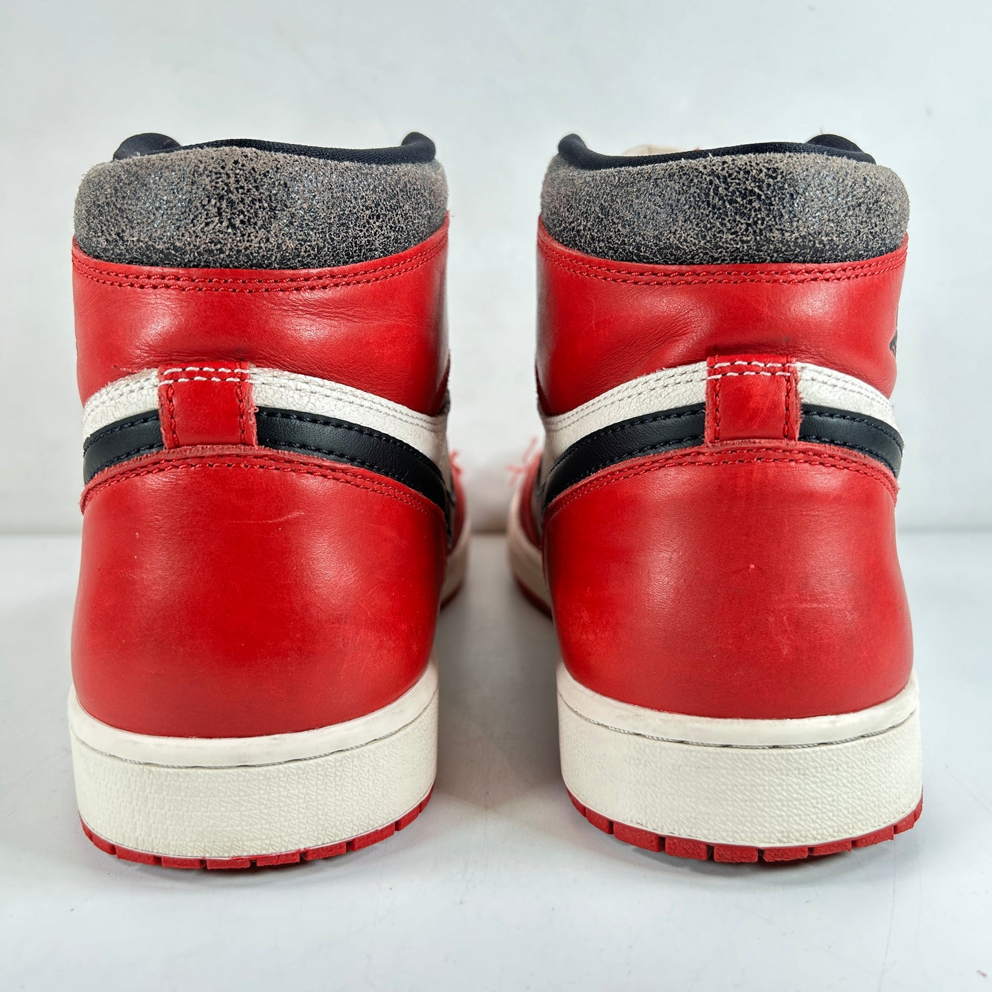 DZ5485 612 Jordan 1 Retro High OG Chicago Lost And Found [USED] - 12 M (Used4)