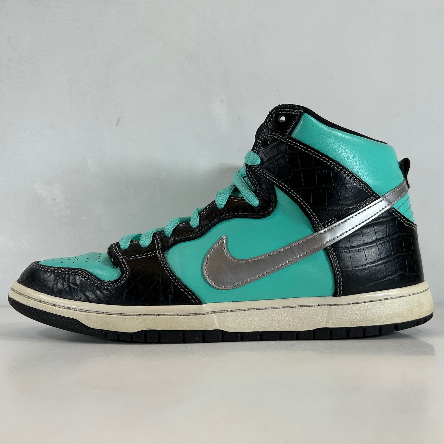 653599 400 Nike SB Dunk High Diamond Supply Co. Tiffany [USED] - 10.5 M (Used)