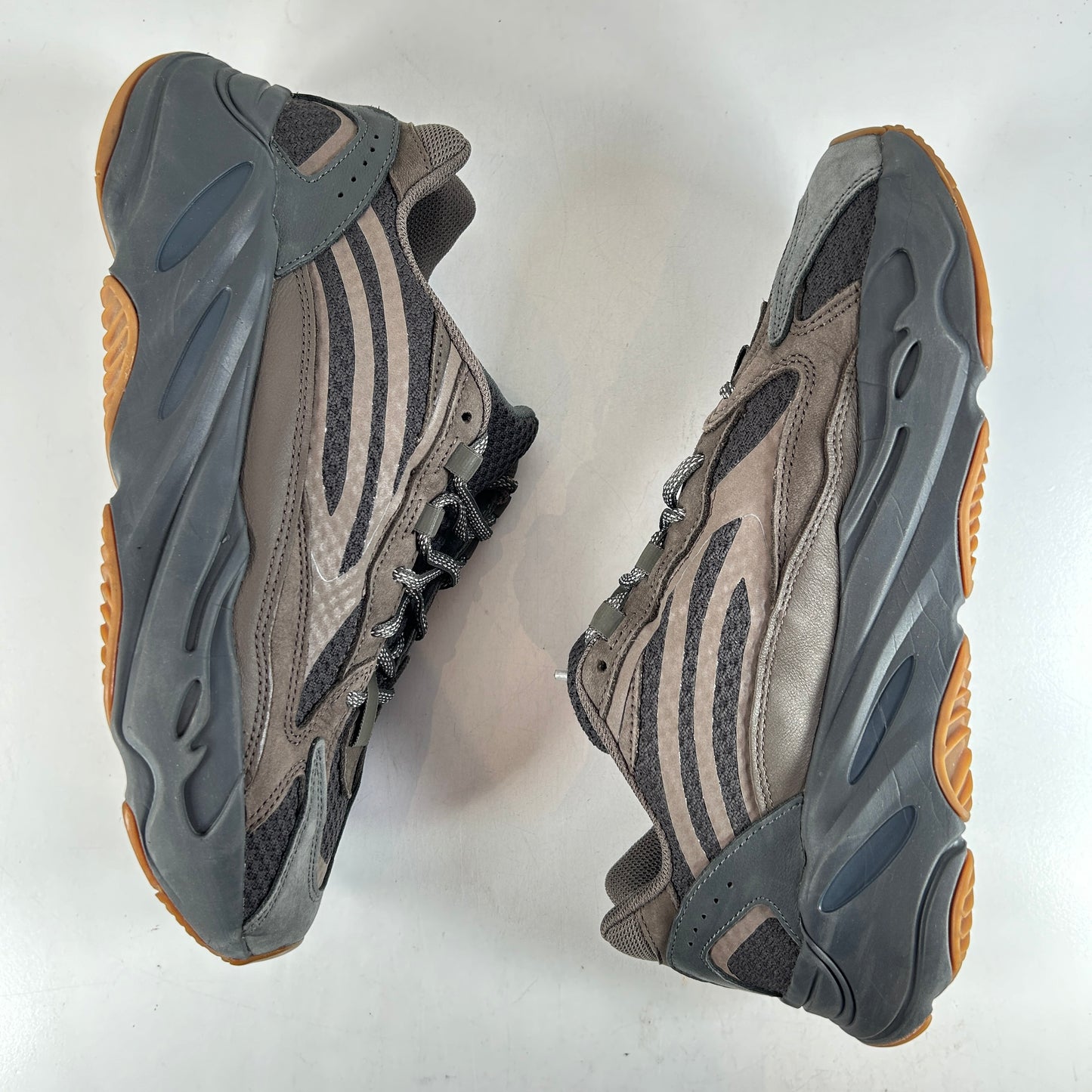 EG6860 Adidas Yeezy Boost 700 V2 Geode [USED] - 10.5 M (Used)