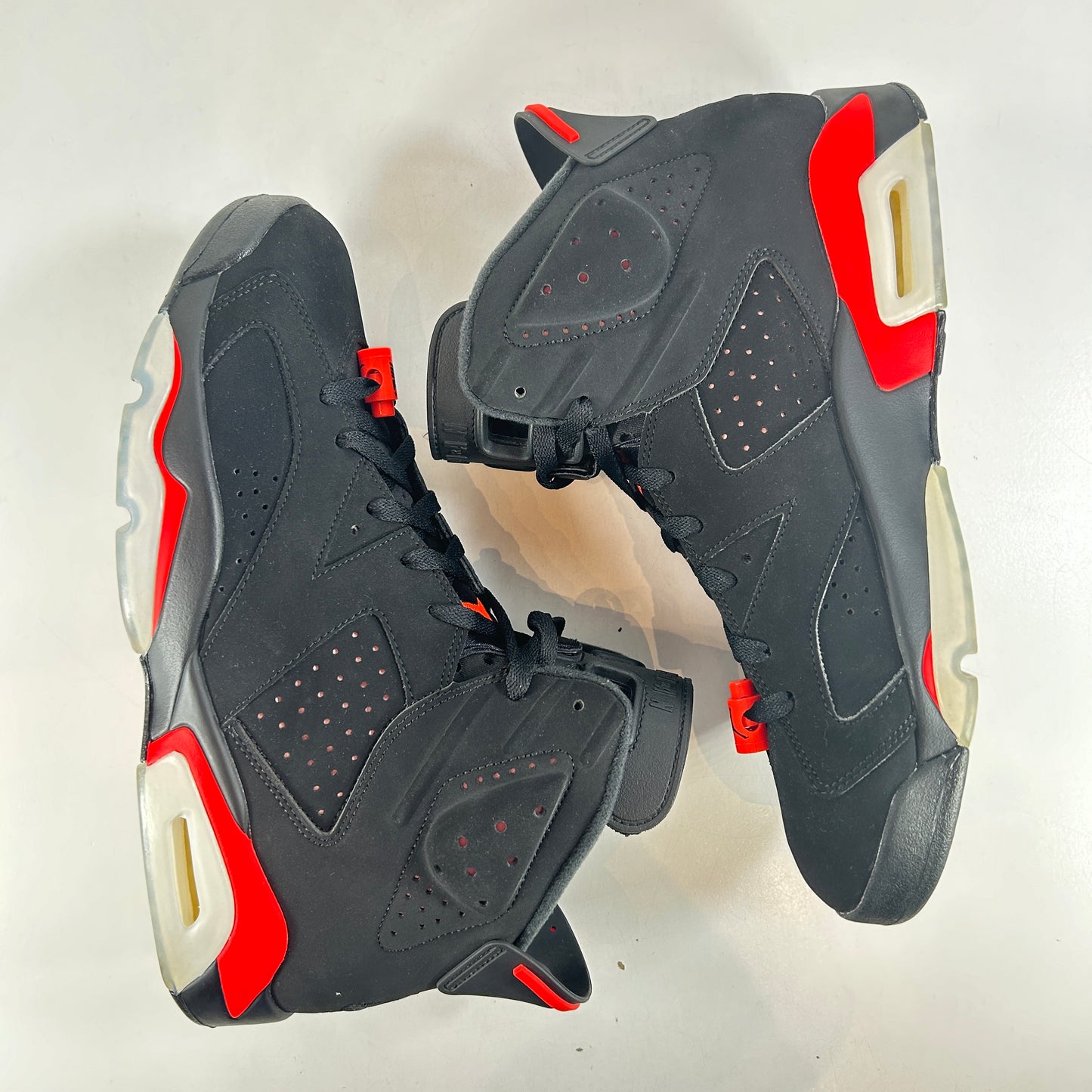 384664 060 Jordan 6 Retro Black Infrared (2019) [USED] - 10.5 M (VNDS)