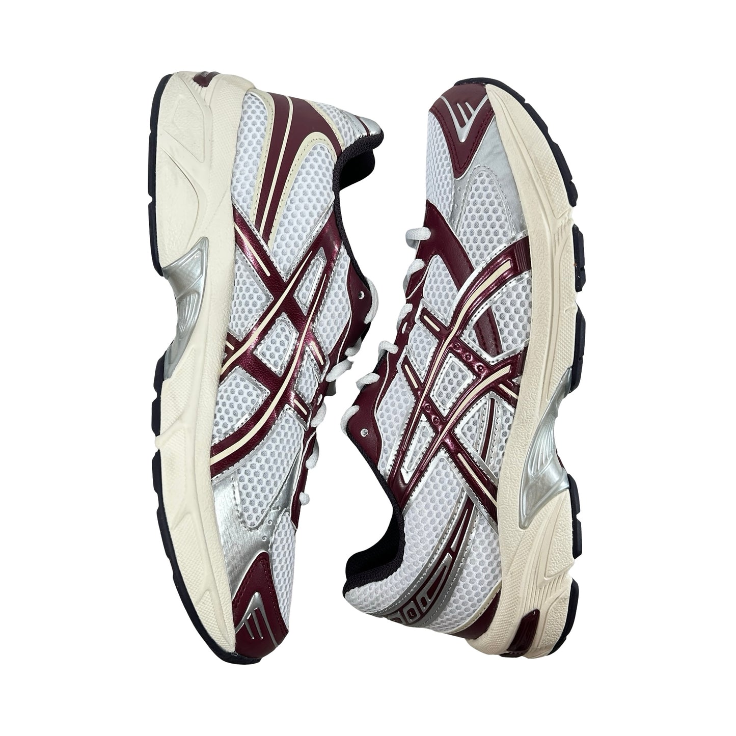 1203A685 100 ASICS Gel-1130 White Maroon Banner [USED] - 8.5 M (Used)
