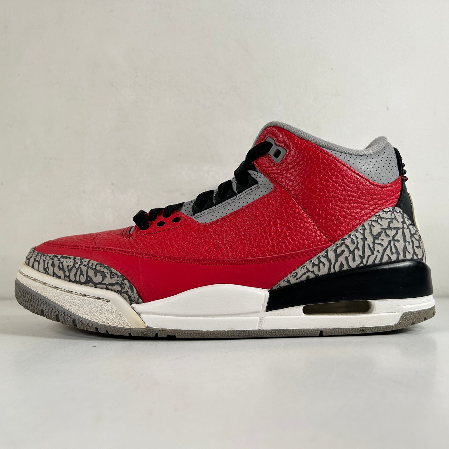 CK5692 600 Jordan 3 Retro SE Unite [USED] - 8 M (Used) (No Box)