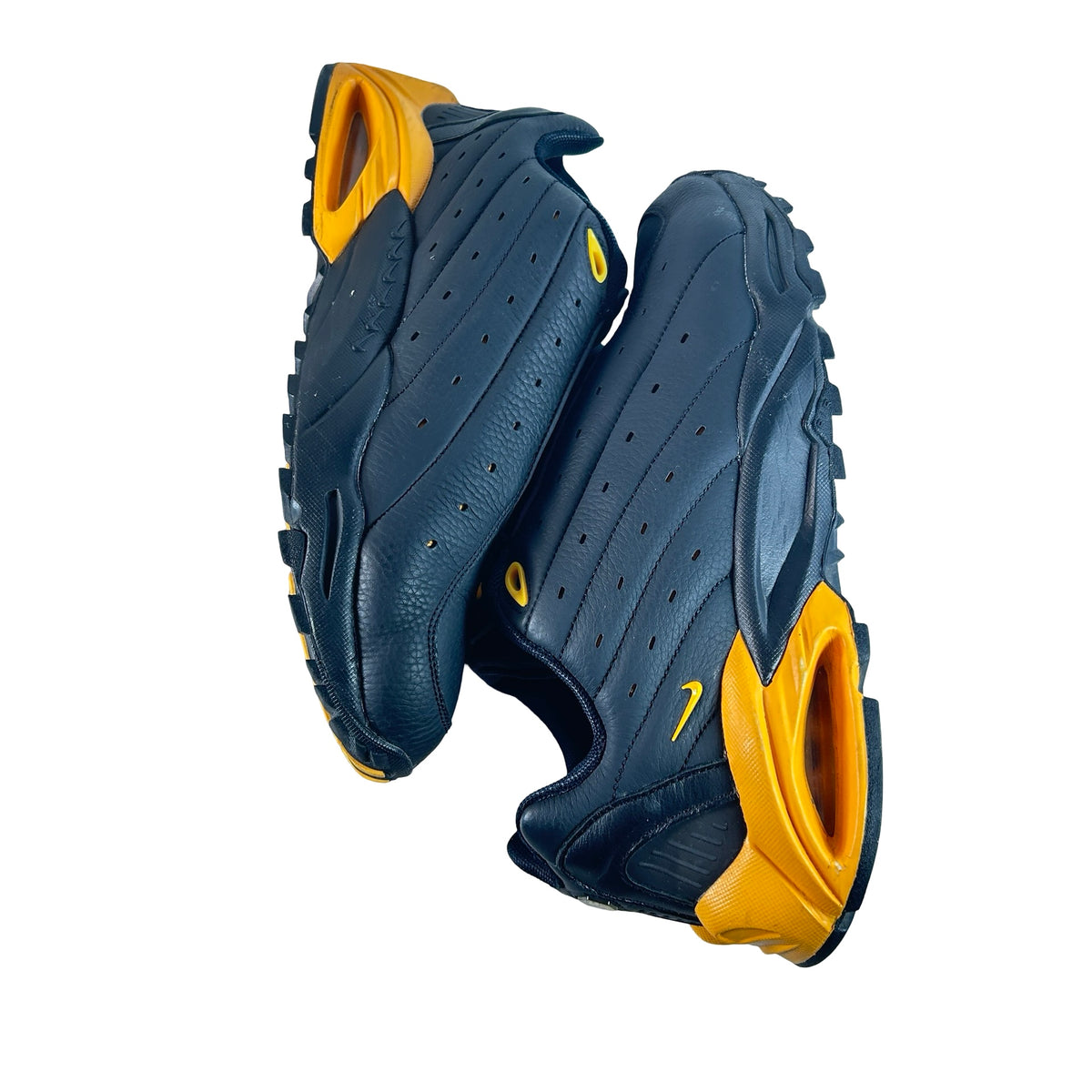 DH4692 002 Nike Hot Step Air Terra Drake NOCTA Negro Amarillo