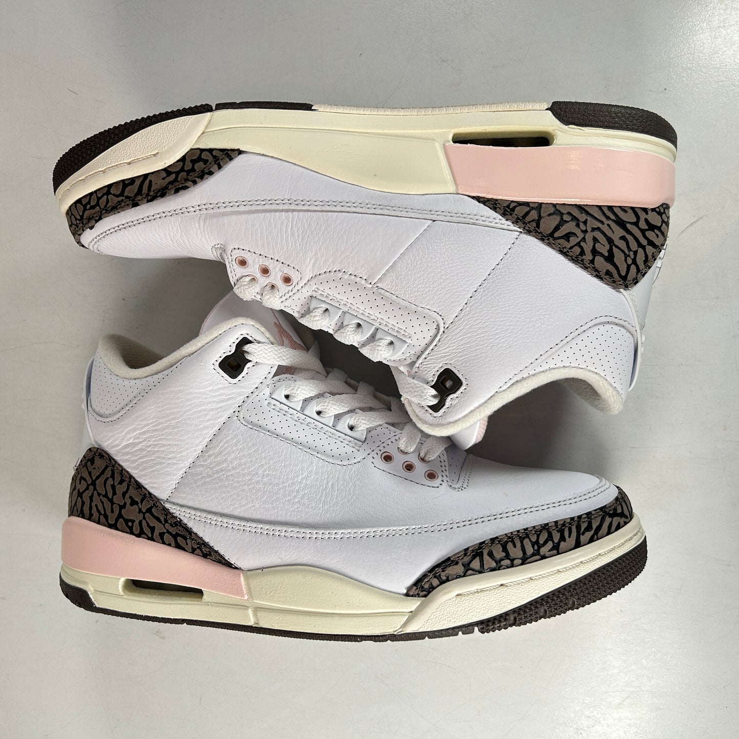 CK9246 102 Jordan 3 Retro Neapolitan Dark Mocha (Women's) [USED] - 10 W (VNDS)