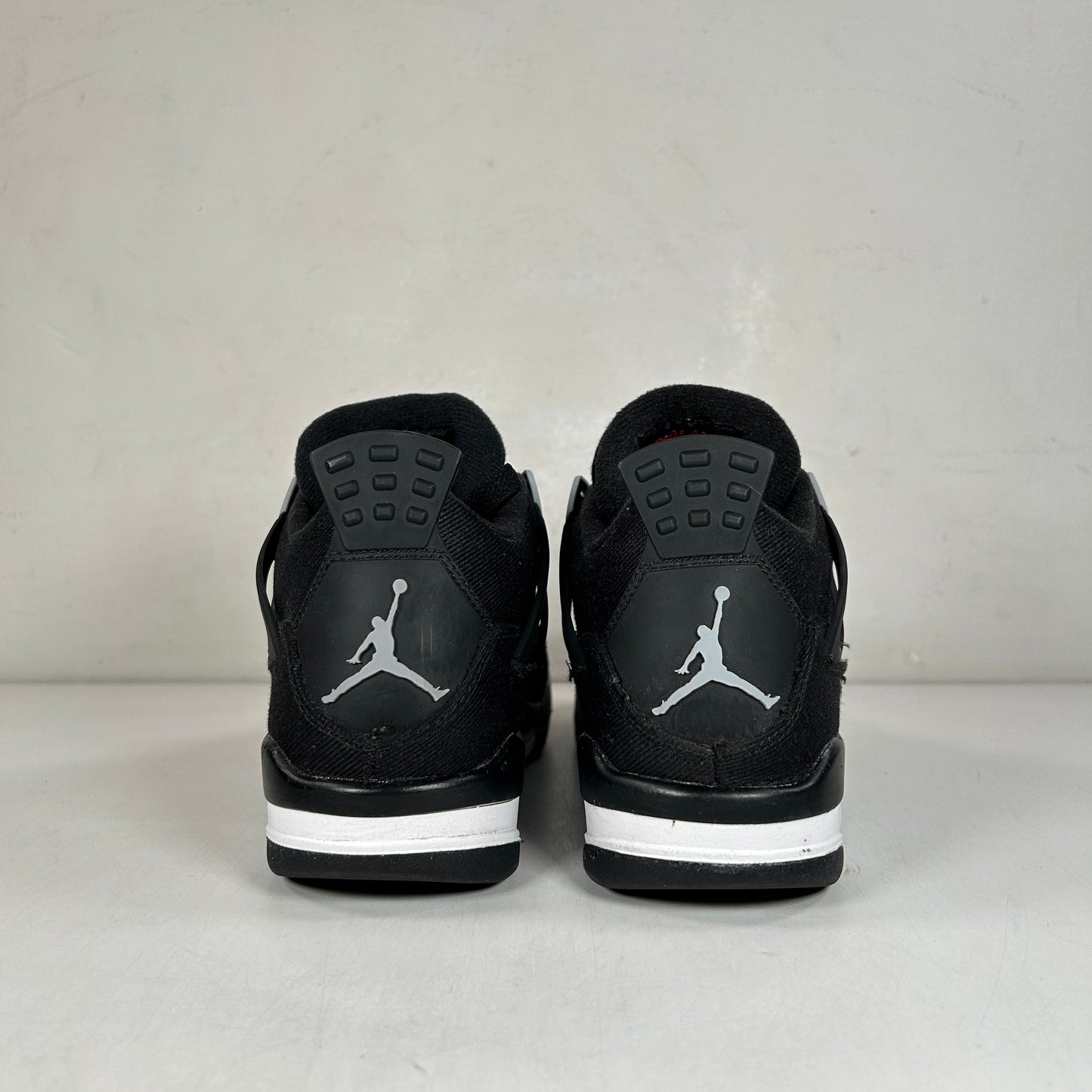 DV0553 006 Jordan 4 Retro Black Canvas GS [USED] - 4 Y (Used)