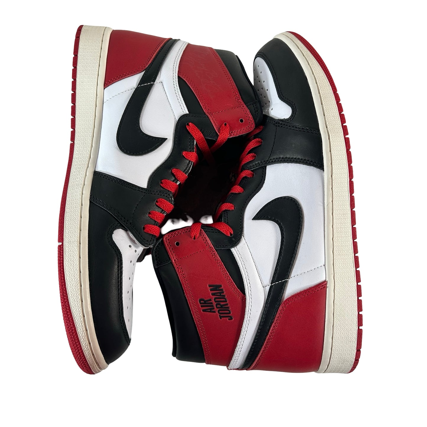 DZ5485 106 Jordan 1 Retro High OG Black Toe Reimagined [USED] - 14 (Used)