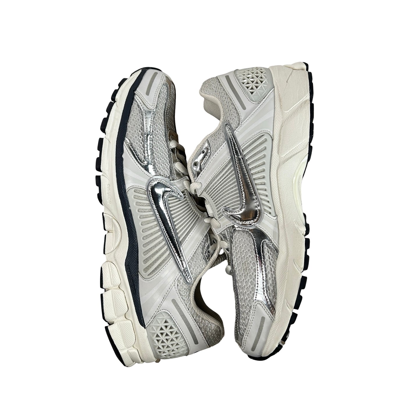 FD0884 025 Nike Zoom Vomero 5 Photon Dust Metallic Silver W [USED] - 13.5 W (Used2) (No Box2)