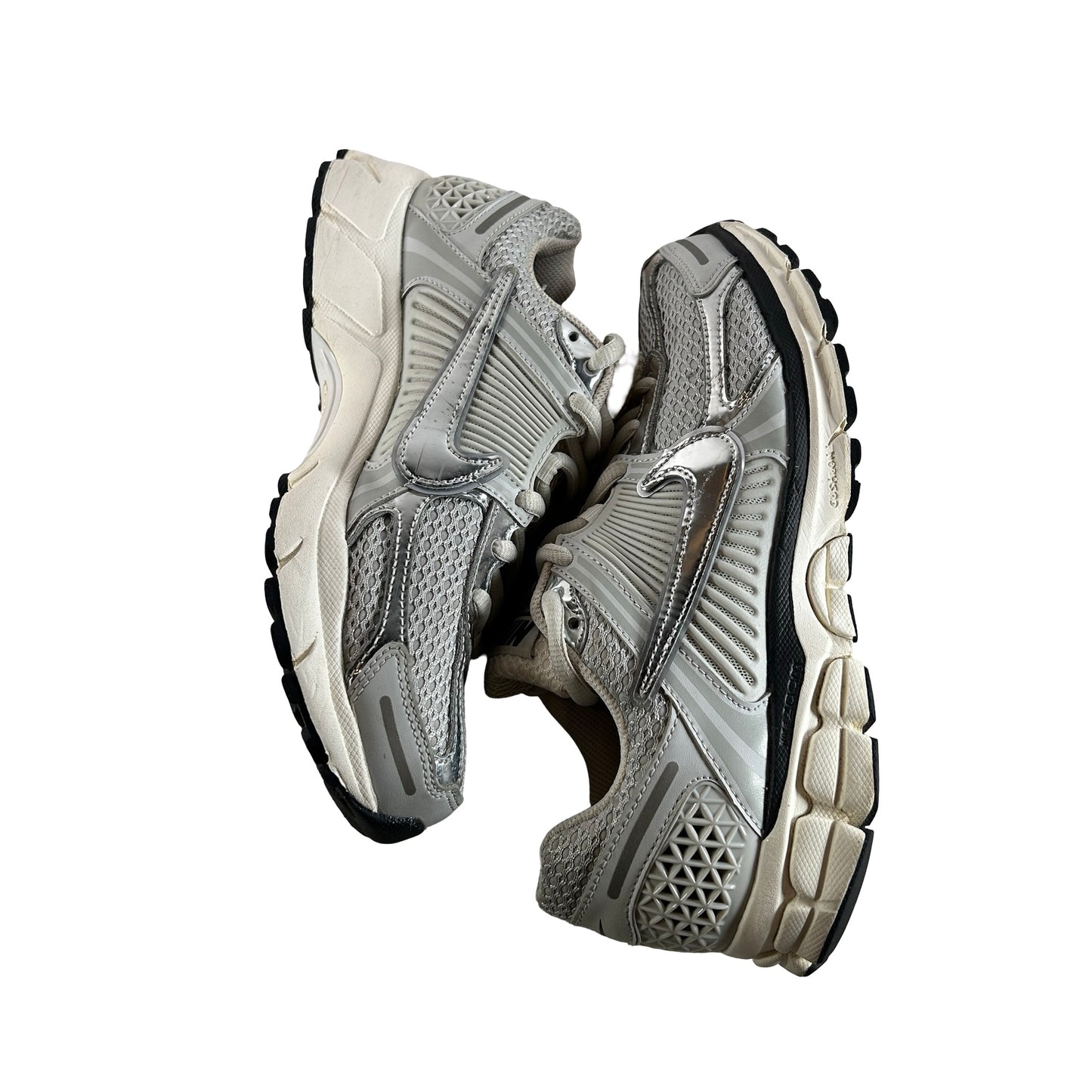 FD0884 025 Nike Zoom Vomero 5 Photon Dust Metallic Silver W [USED] - 9.5 W (Used2)