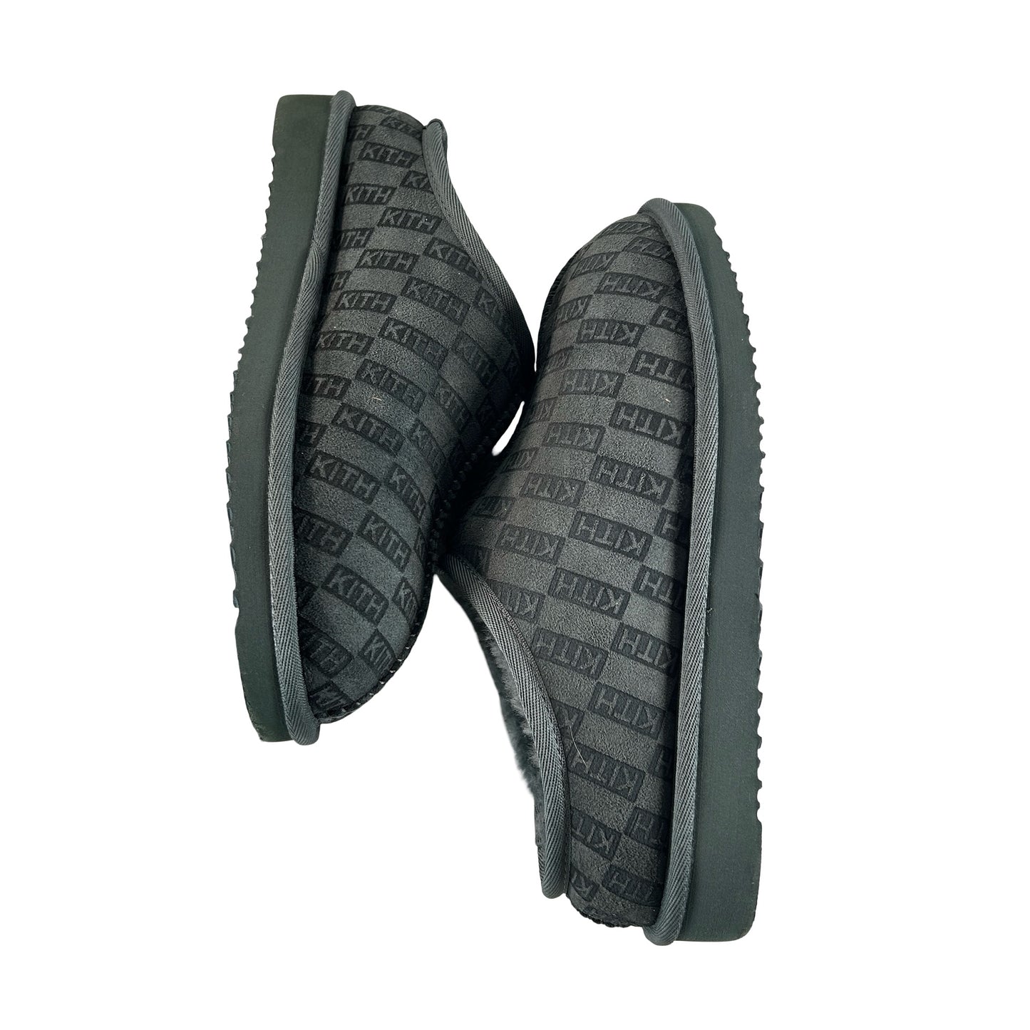 KHMSH0004 302 Kith Kithmas Monogram Shearling Slippers Stadium