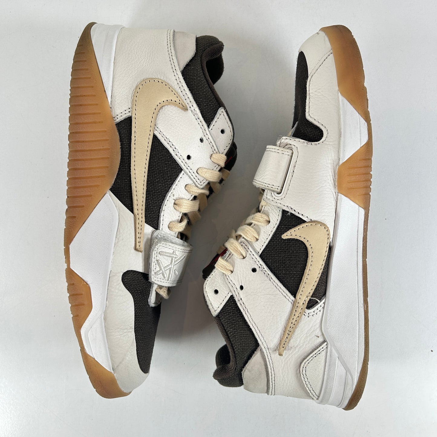 FZ8117 100 Jordan Jumpman Jack TR Travis Scott Sail [USED] - 9 M (Used)