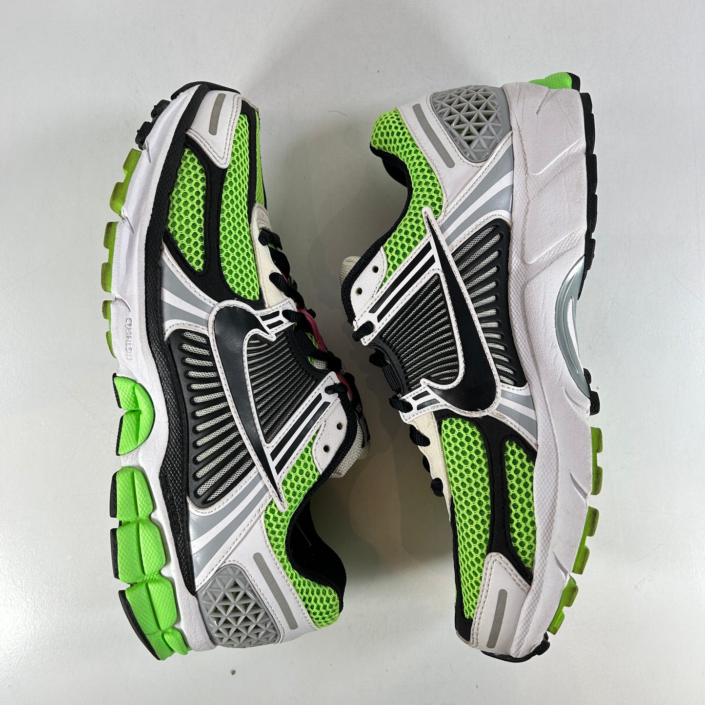CI1694 300 Nike Zoom Vomero 5 Electric Green Black [USED] - 8 M (Used)