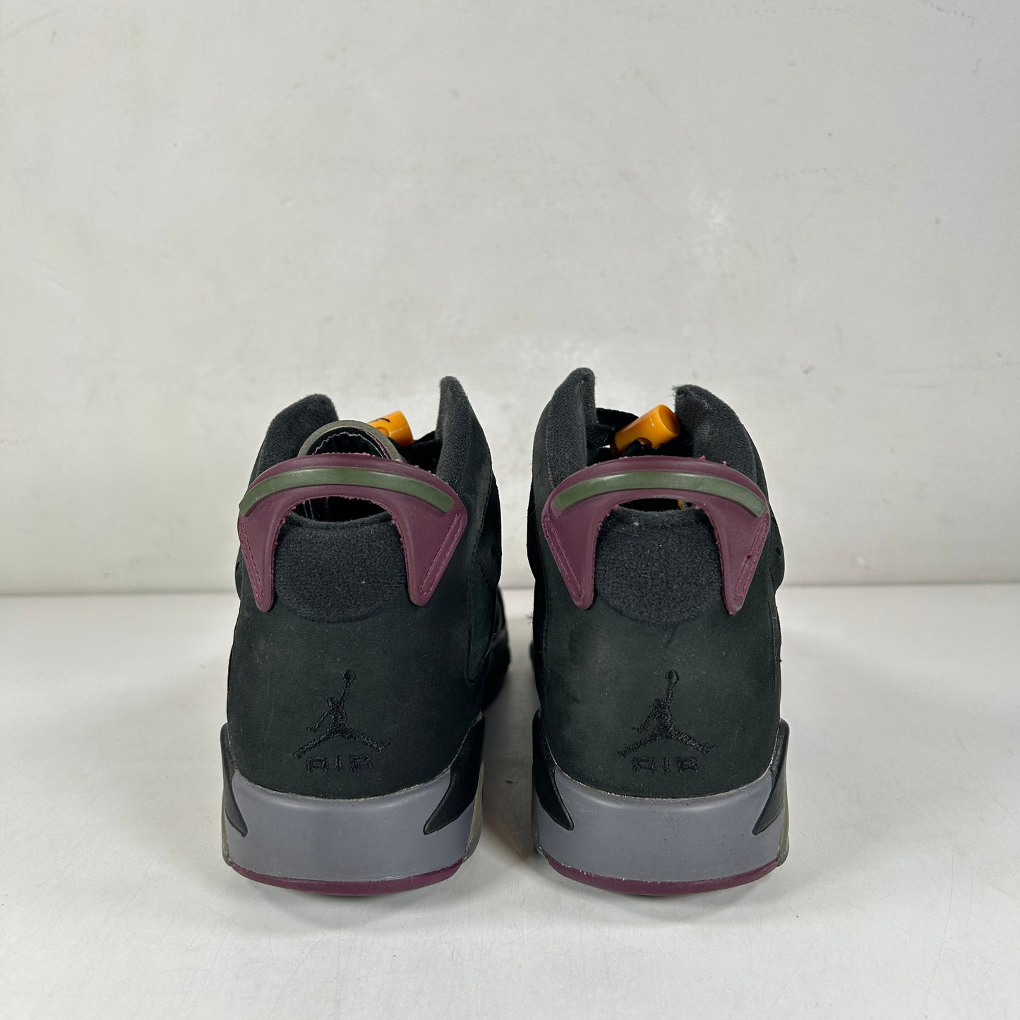 384665 063 Jordan 6 Retro Bordeaux (GS) [USED] - 6 Y (Used) (No Box)