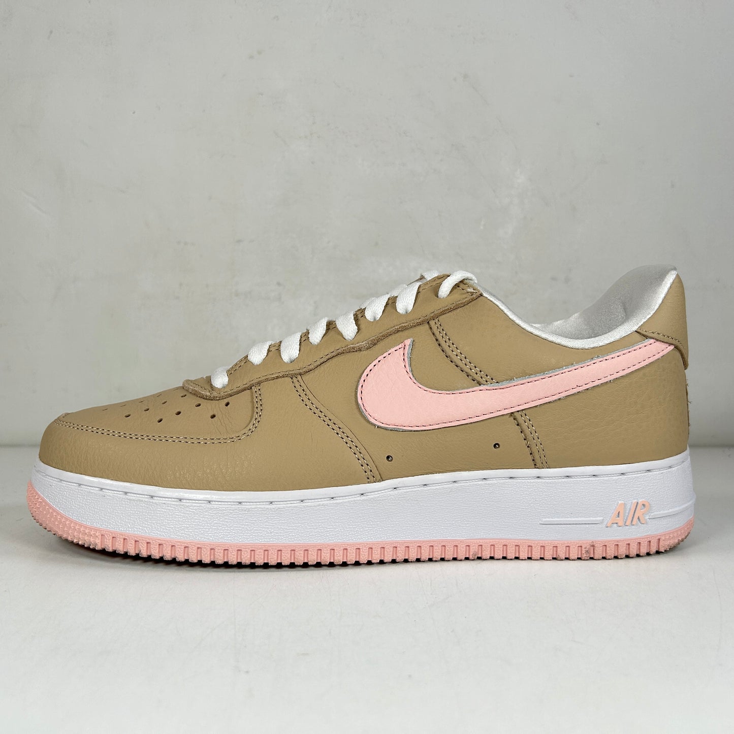 845053 201 Nike Air Force 1 Low Linen (2024) [USED] - 10 M (Used)