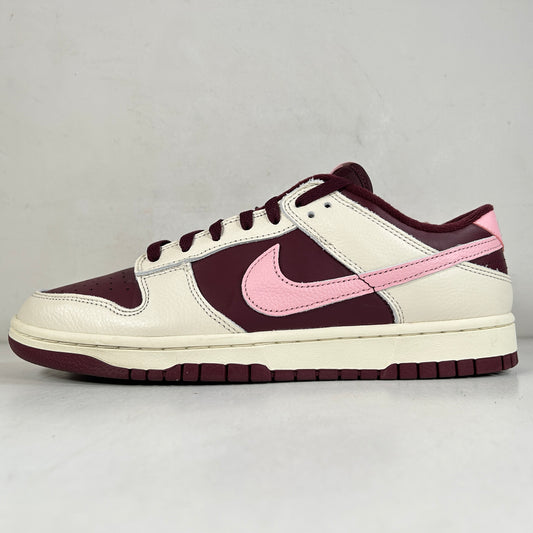 DR9705 100 Nike Dunk Low Retro PRM Valentine's Day (2023) [USED] - 10 M (Used)